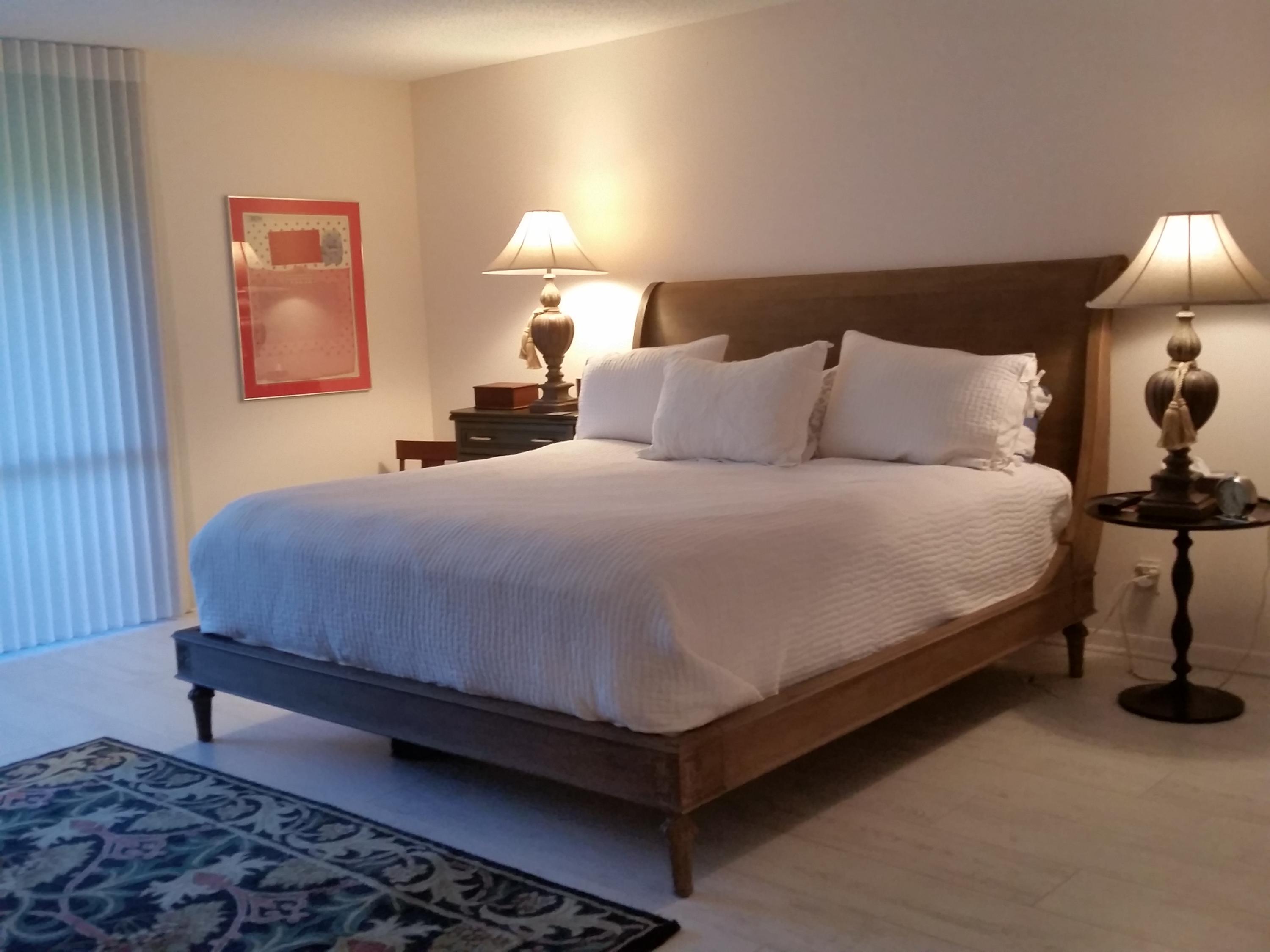 CORNICHE CONDO - Residential