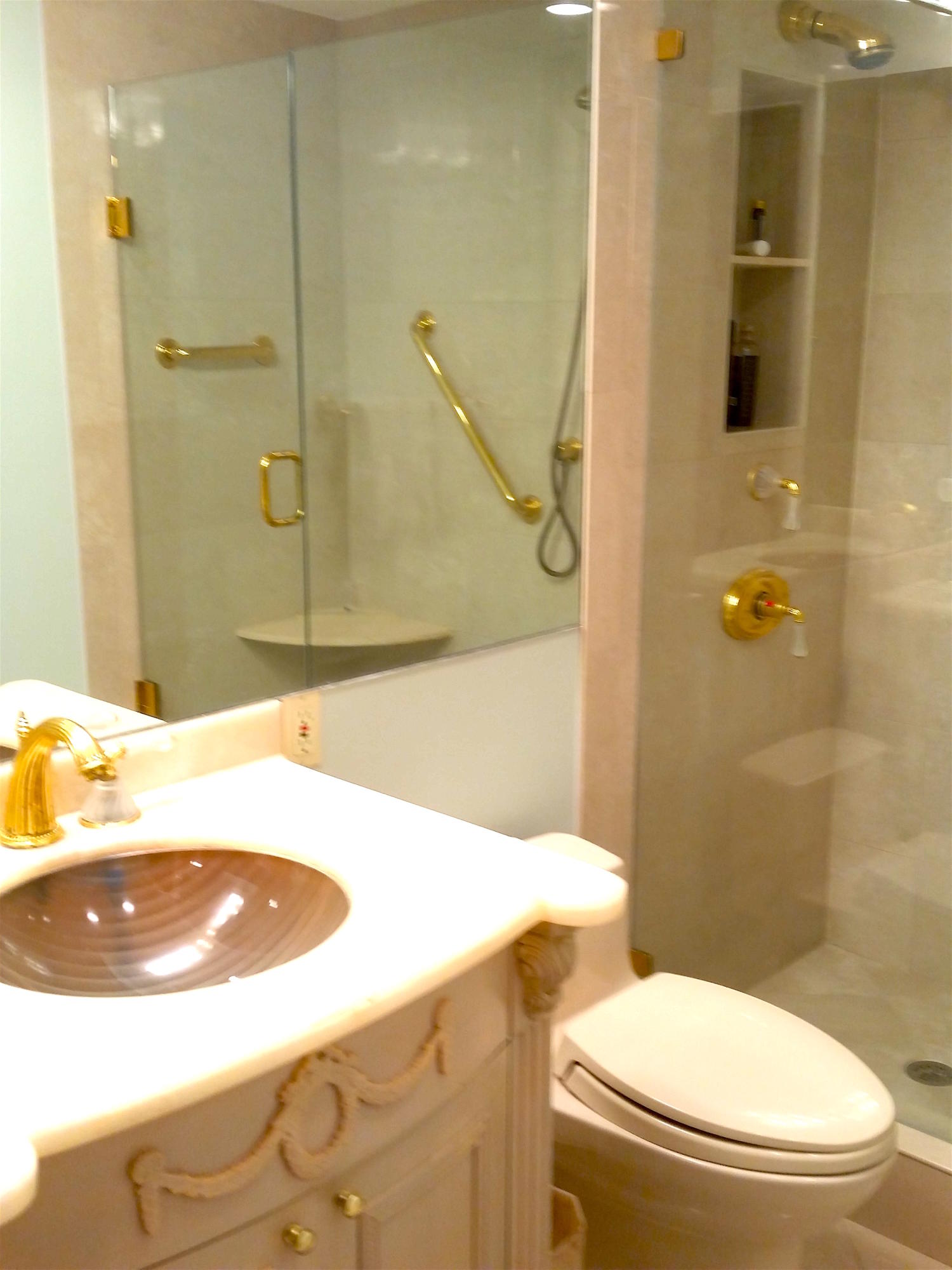 CORNICHE CONDO - Residential