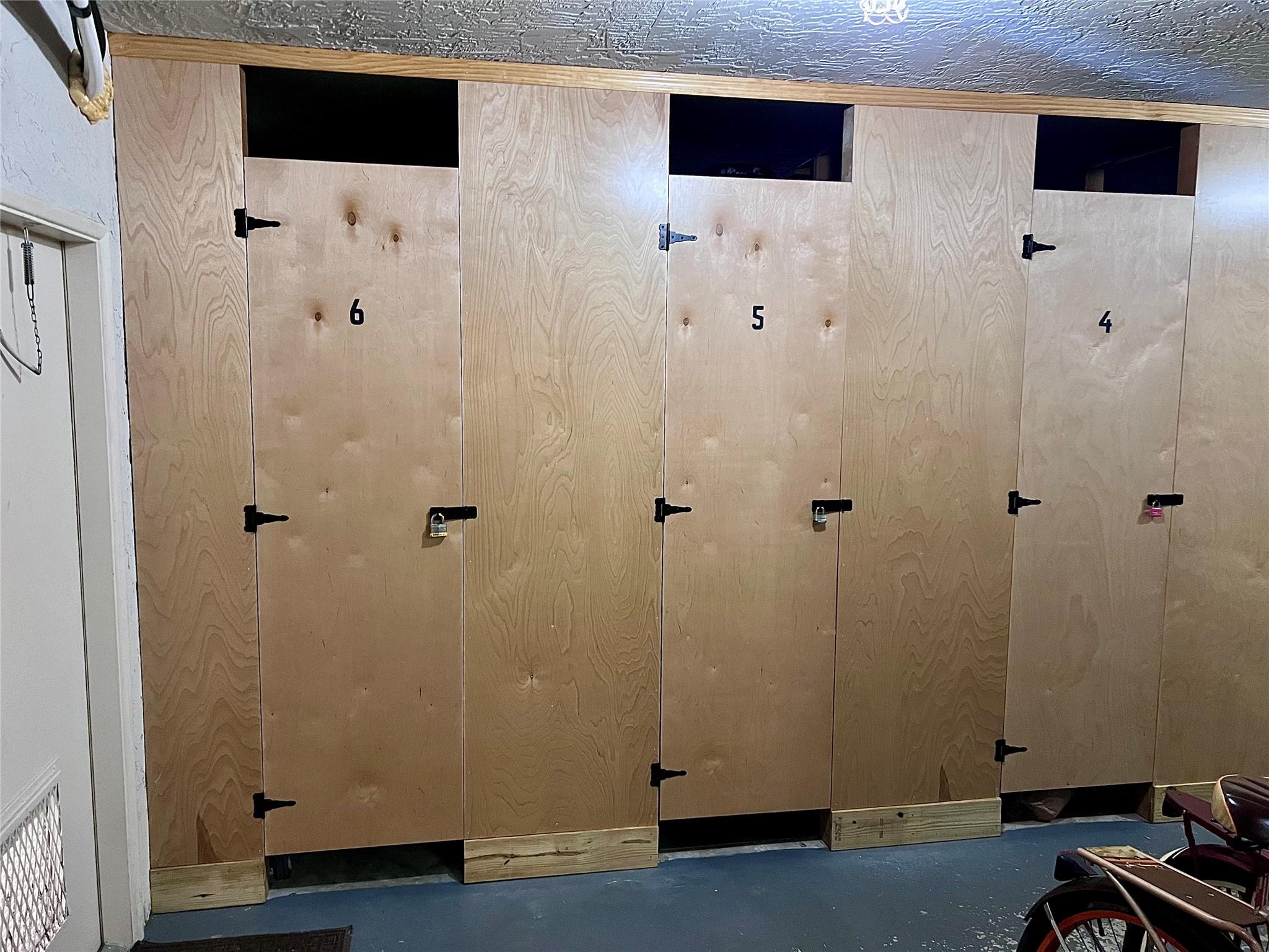 PALM AIRE CONDOMINIUM - Residential