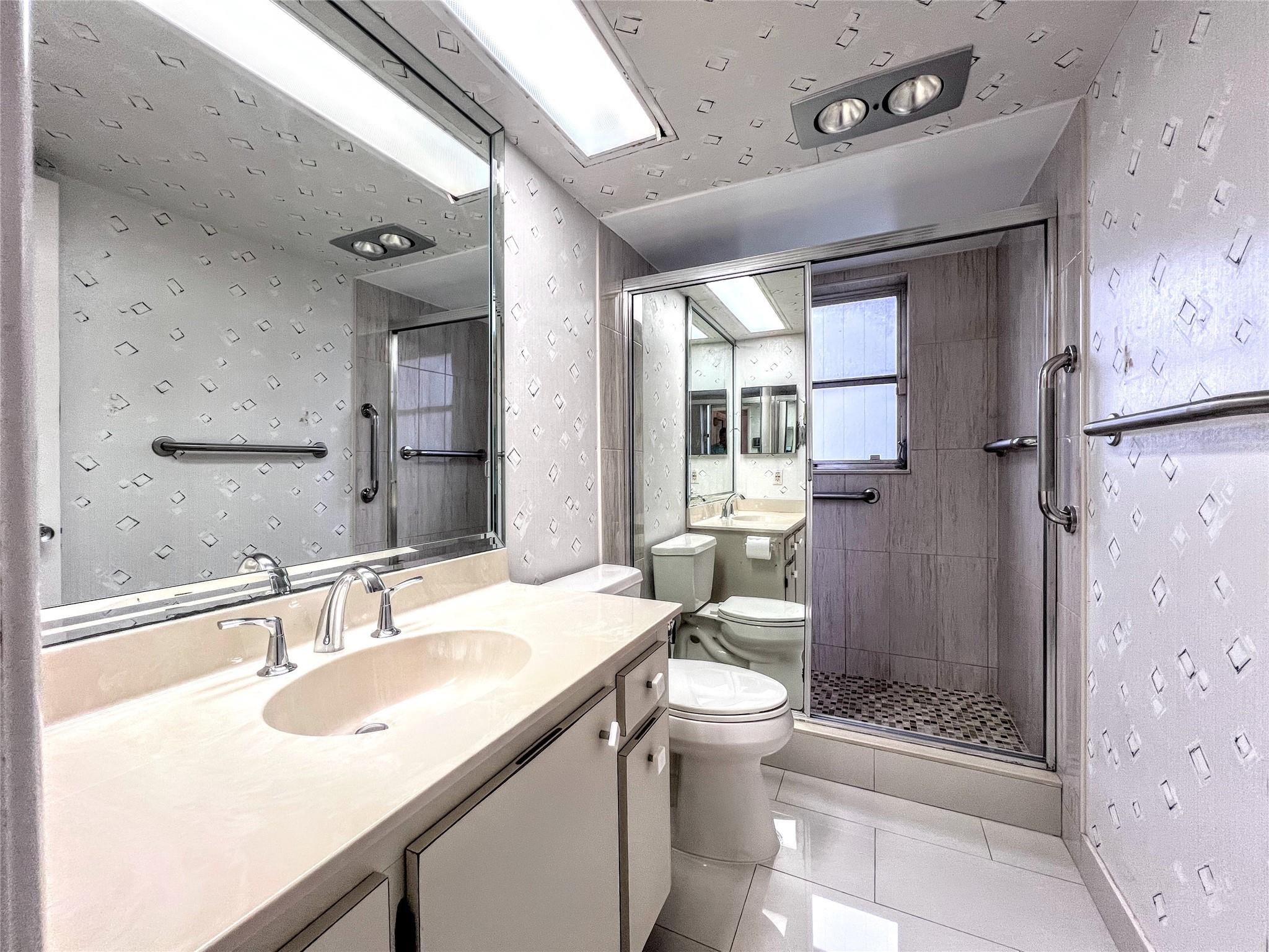 PALM AIRE CONDOMINIUM - Residential