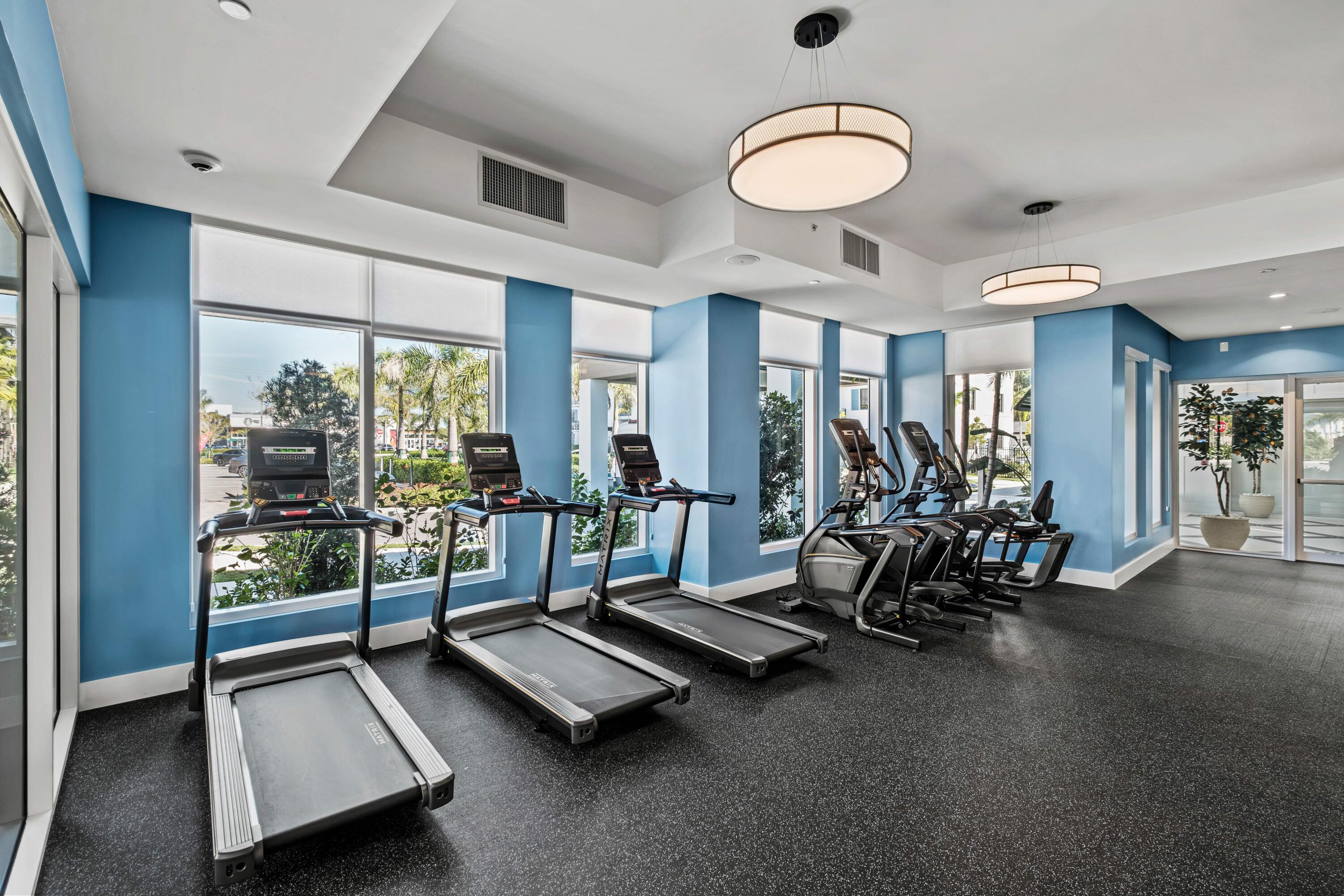 Town Hollywood - Residential Lease