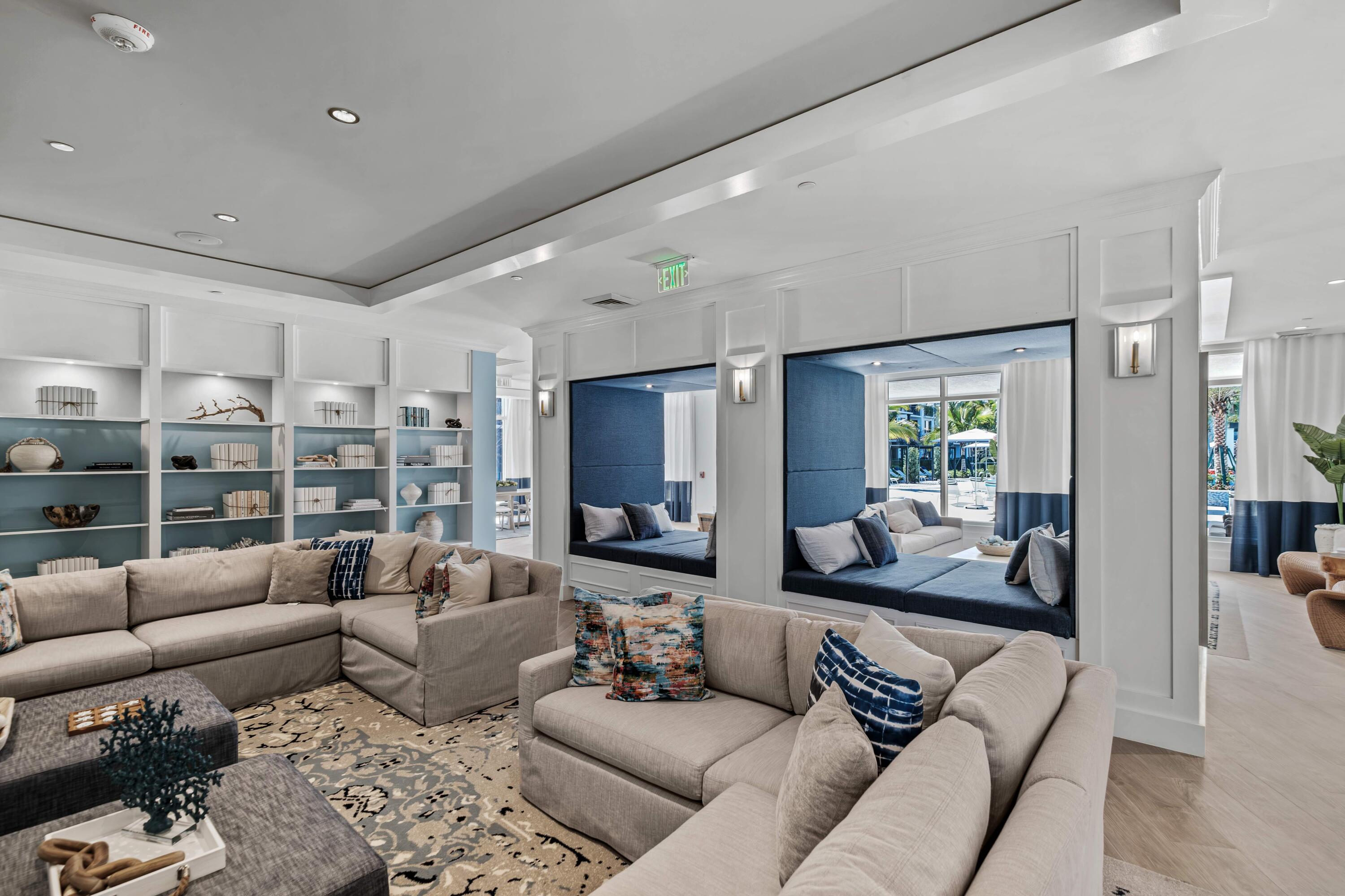 Town Hollywood - Residential Lease