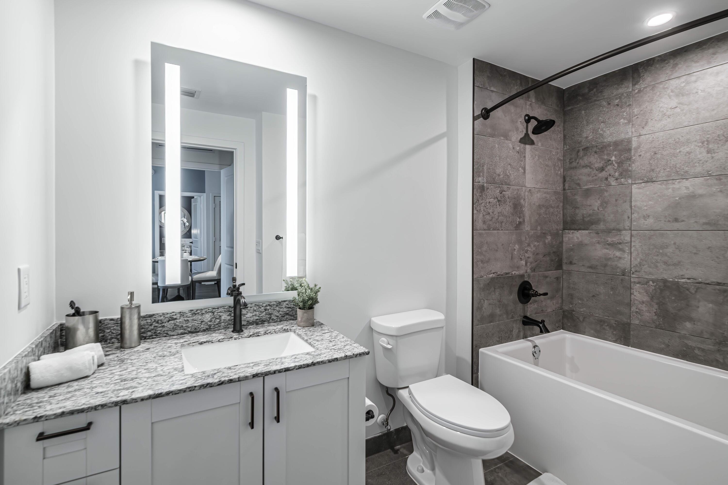 Town Hollywood - Residential Lease