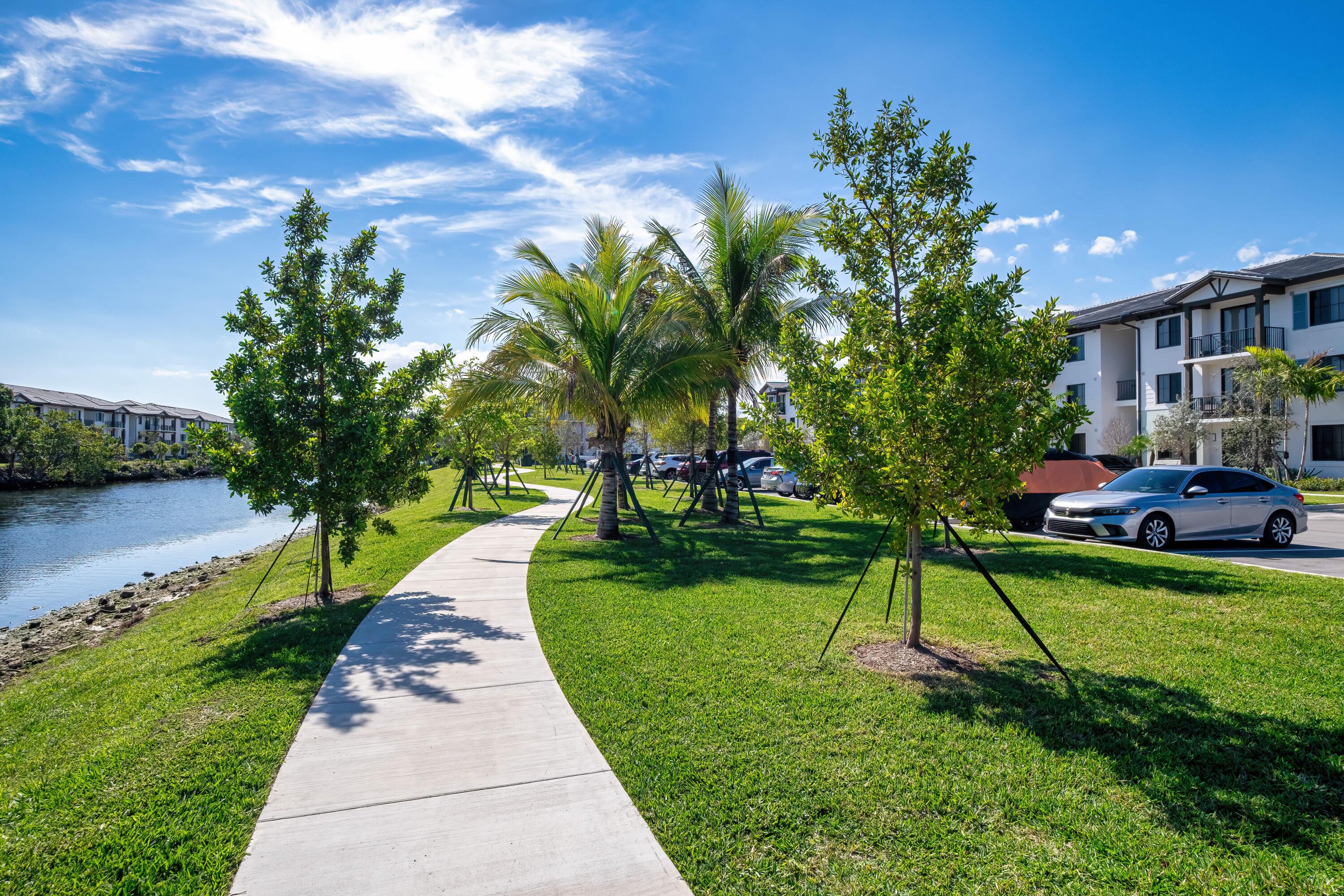 Town Hollywood - Residential Lease