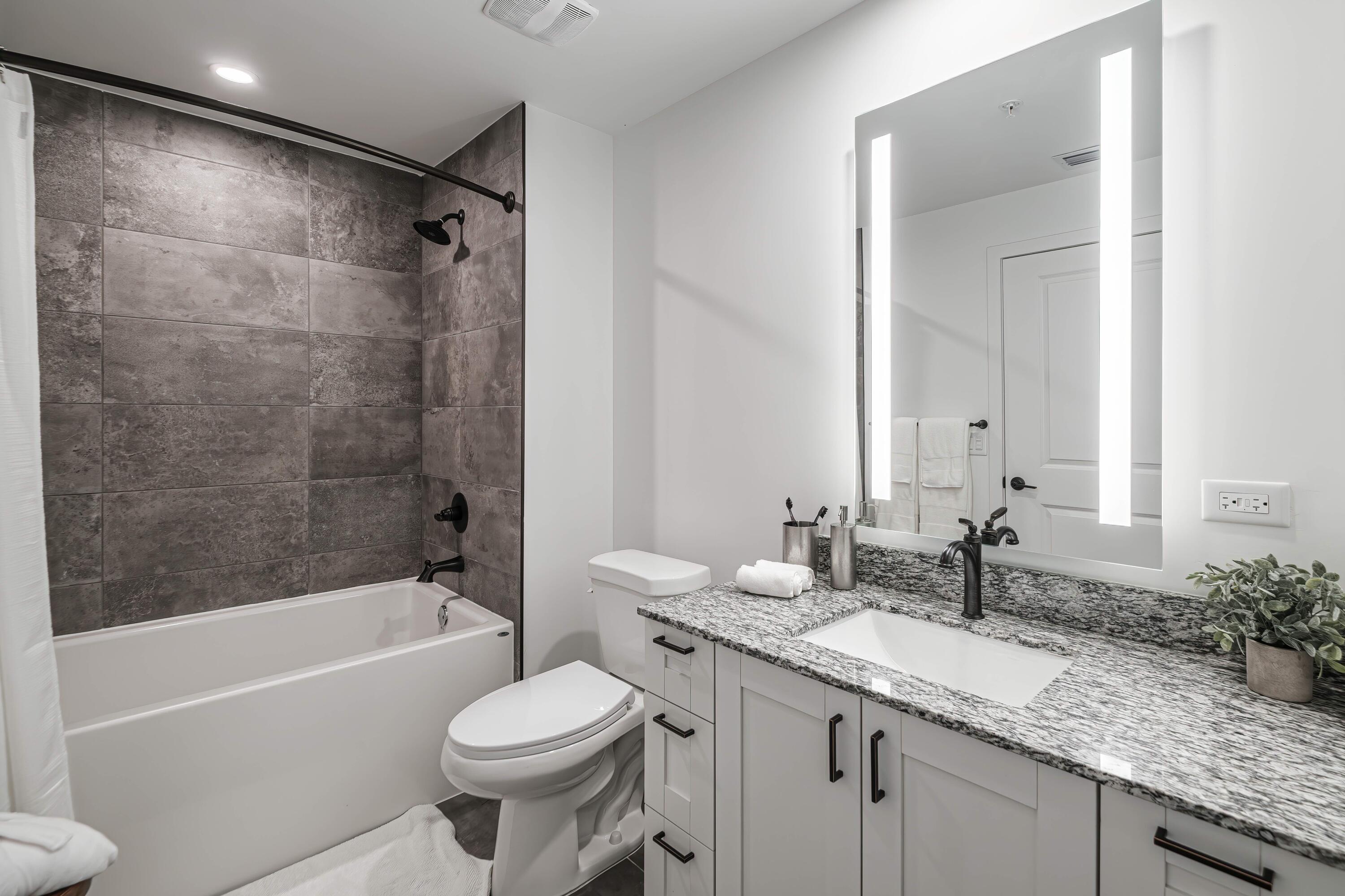Town Hollywood - Residential Lease