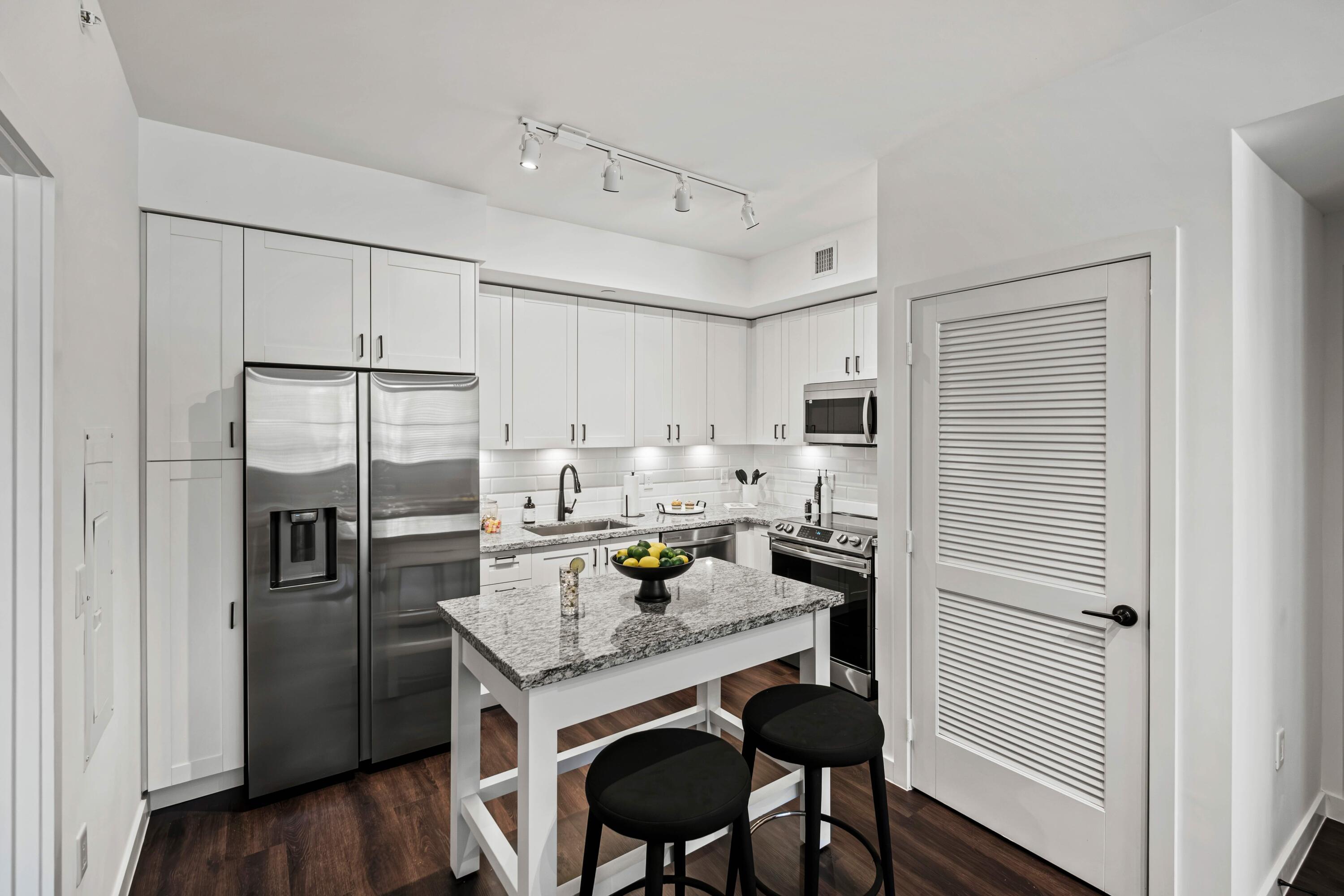 Town Hollywood - Residential Lease