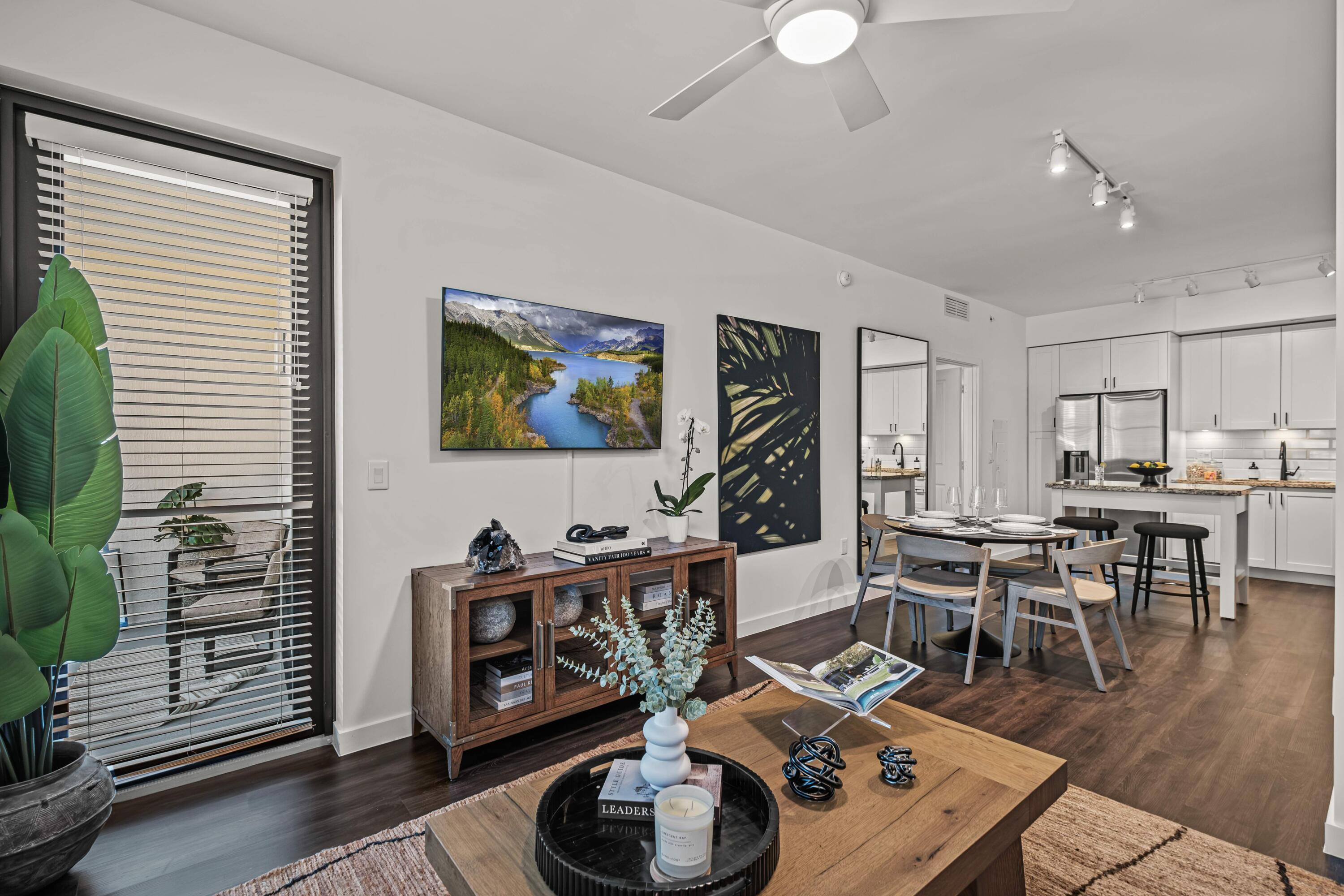 Town Hollywood - Residential Lease