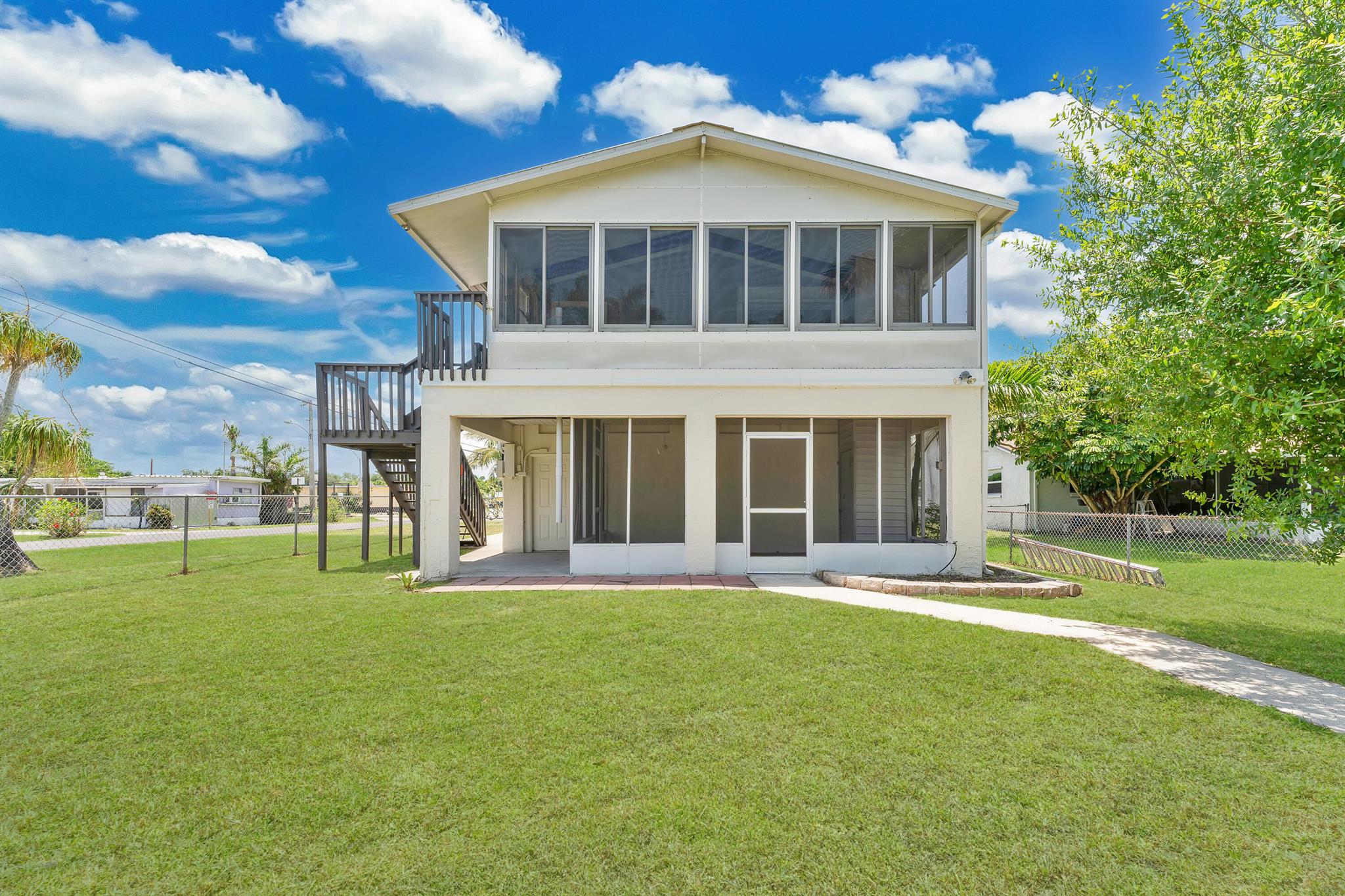 1106 Harbor Drive
