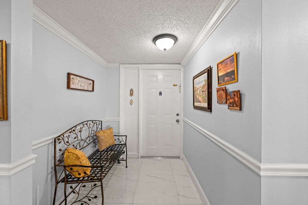 Photo of 750 Egret Circle #6509, Delray Beach, FL 33444 (MLS # B26030024)