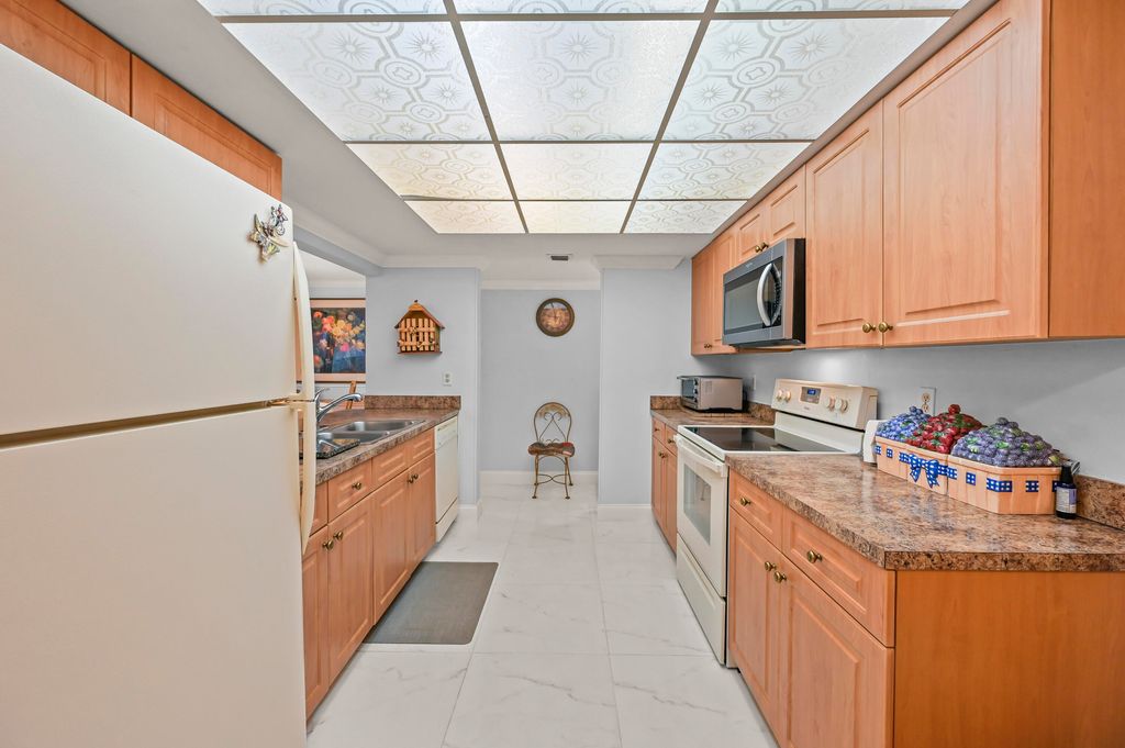 Photo of 750 Egret Circle #6509, Delray Beach, FL 33444 (MLS # B26030024)