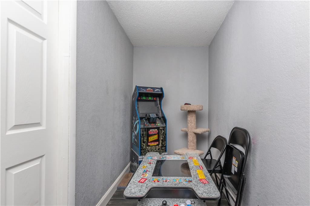 Chapel Trail Rep - Residential