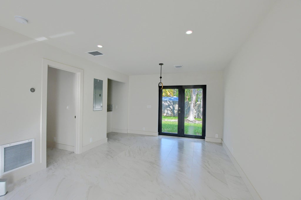 Photo of 2503 OCEANVIEW Avenue #C, Delray Beach, FL 33444 (MLS # B26070828)