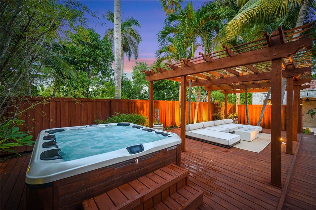 Biscayne Park Estates - Residential