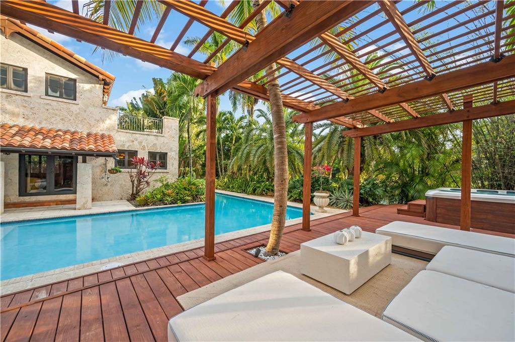 Biscayne Park Estates - Residential