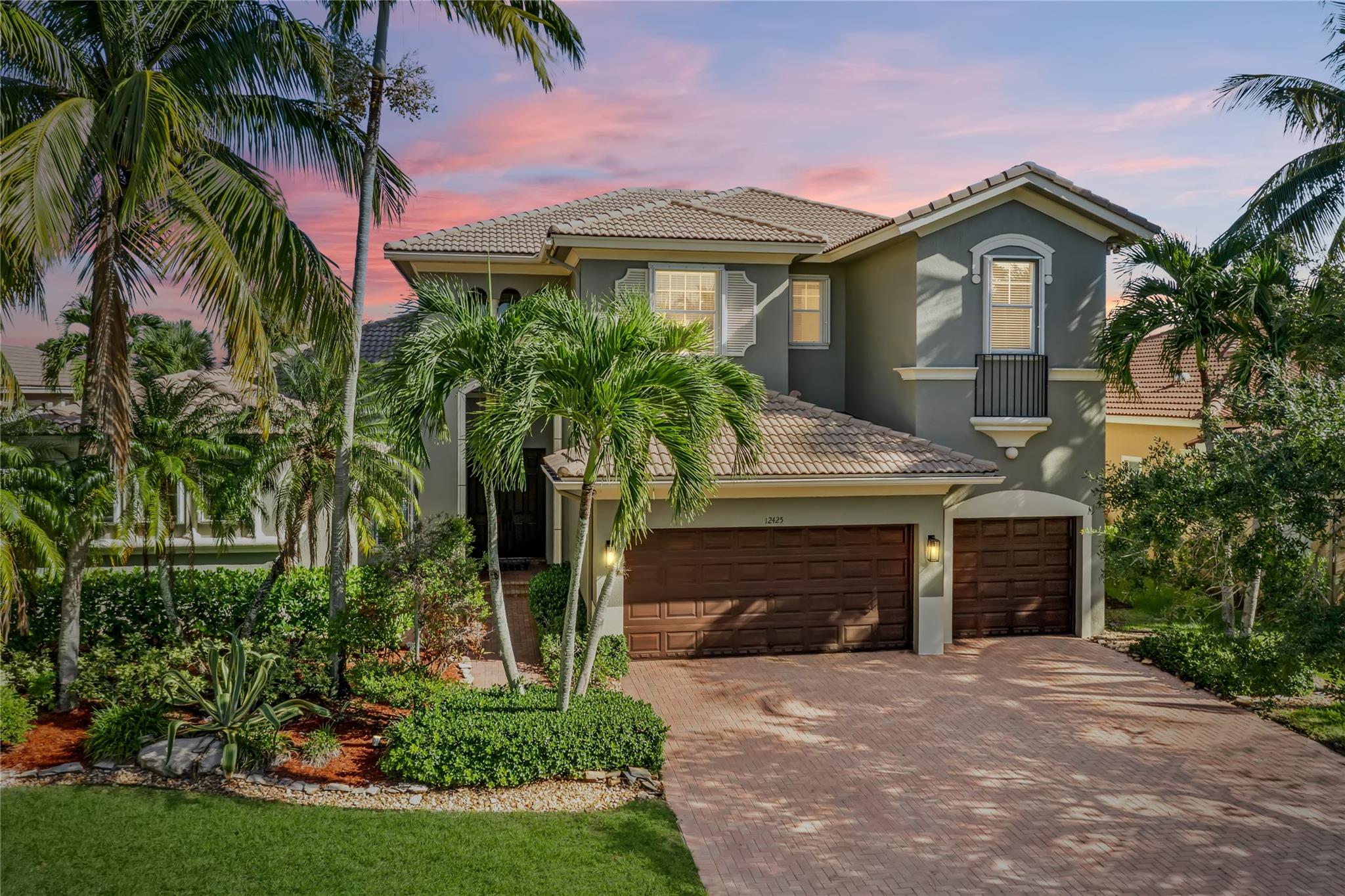 12425 NW 76th St