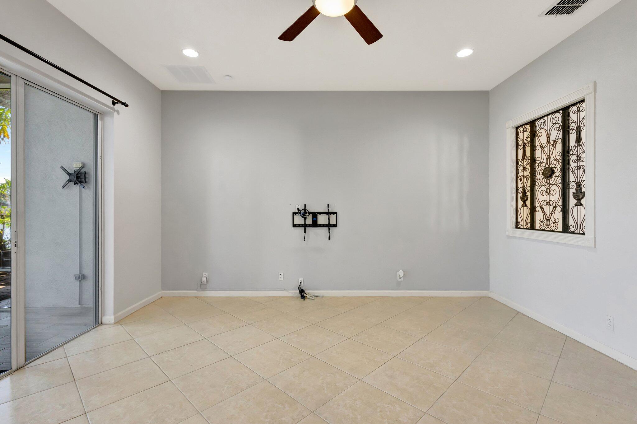 MAGNOLIA LAKES AT ST LUCIE WEST PHASE 2 - Residential