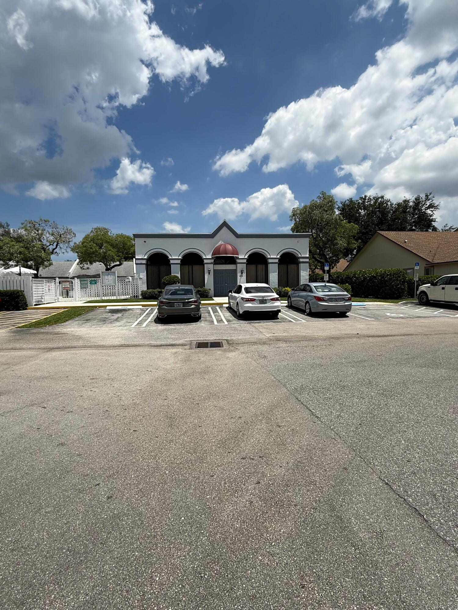 FAIRWAY VILLAS AT ROYAL PALM BEACH - Residential