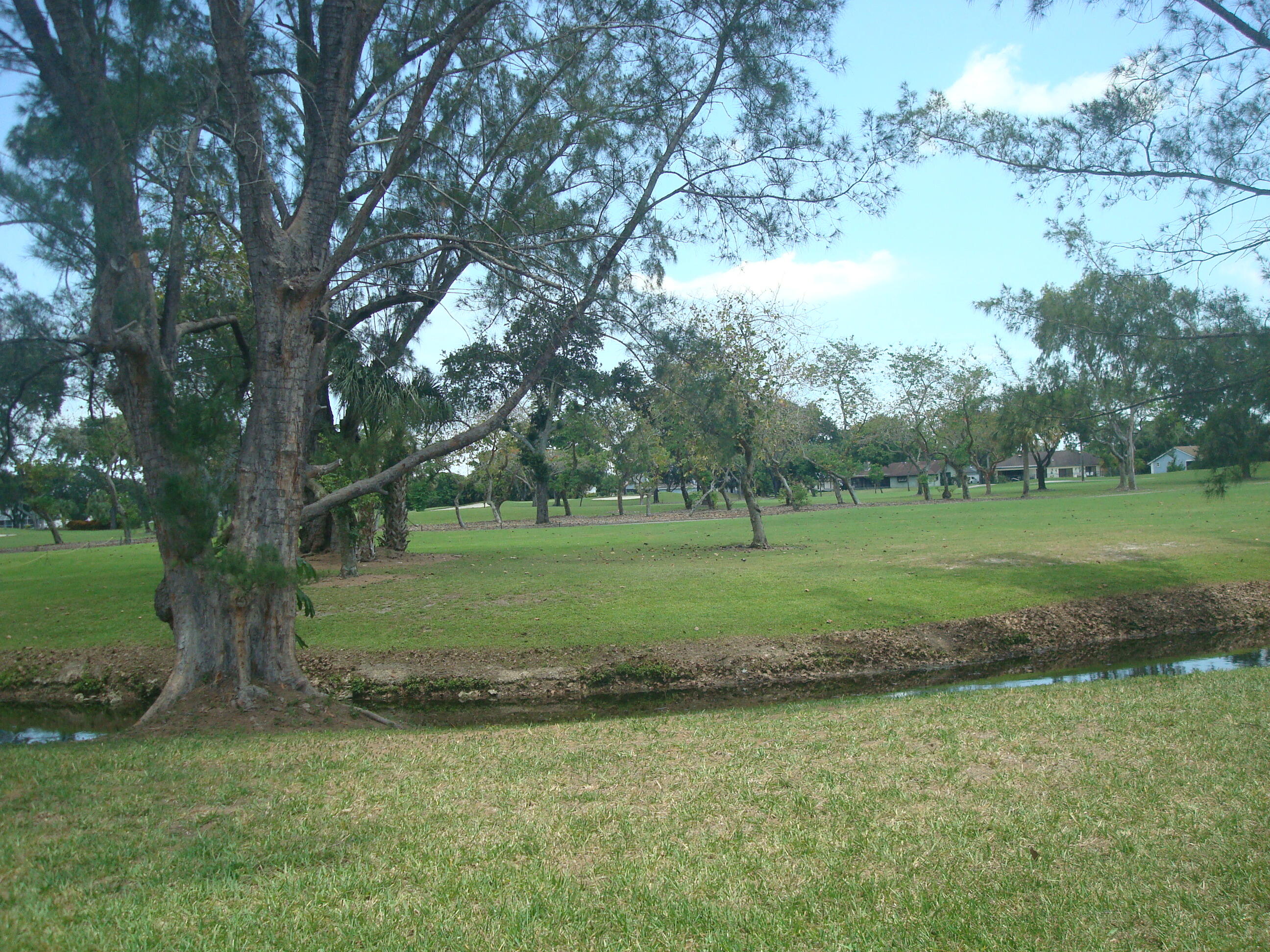 FAIRWAY VILLAS AT ROYAL PALM BEACH - Residential