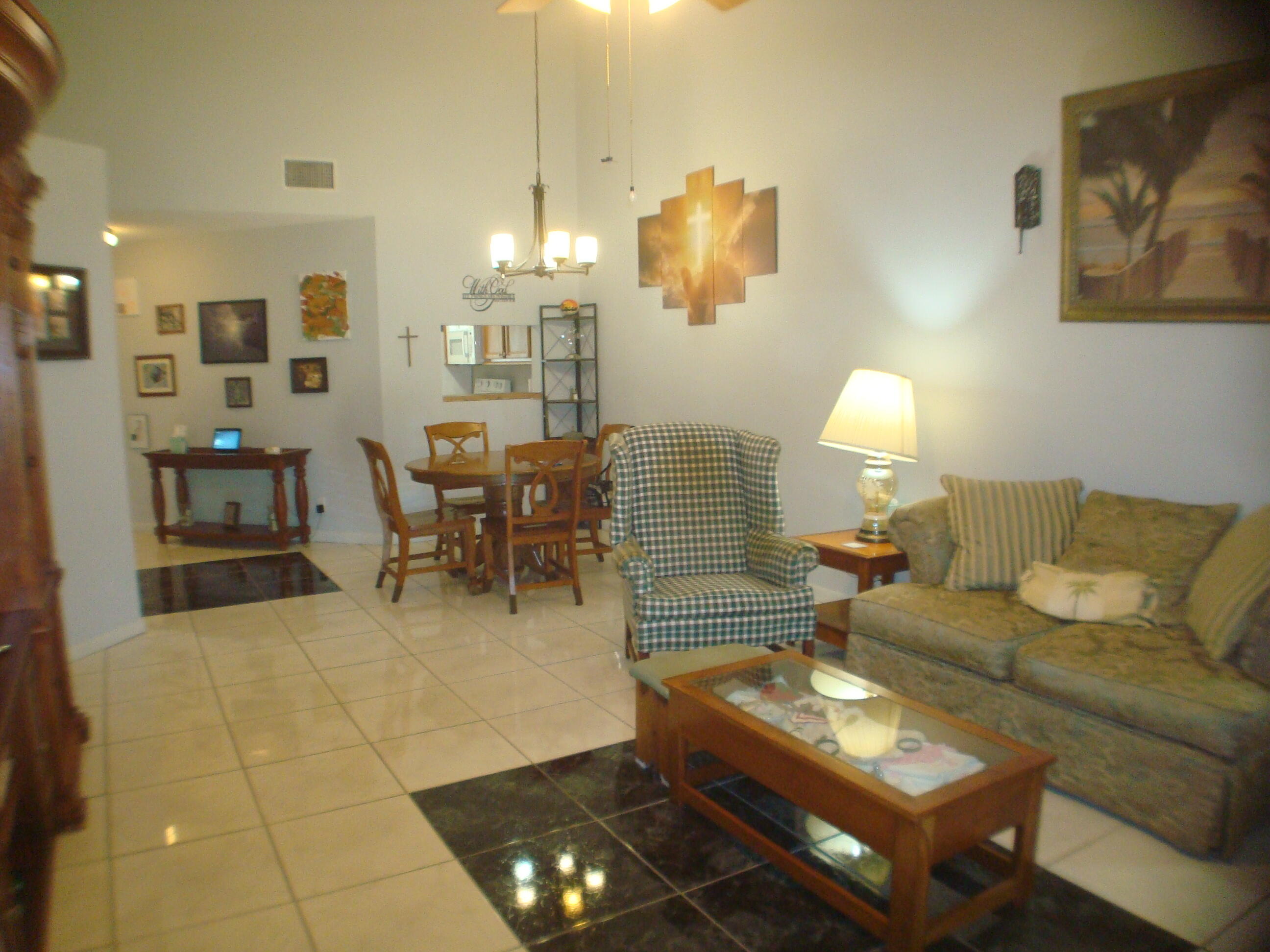 FAIRWAY VILLAS AT ROYAL PALM BEACH - Residential