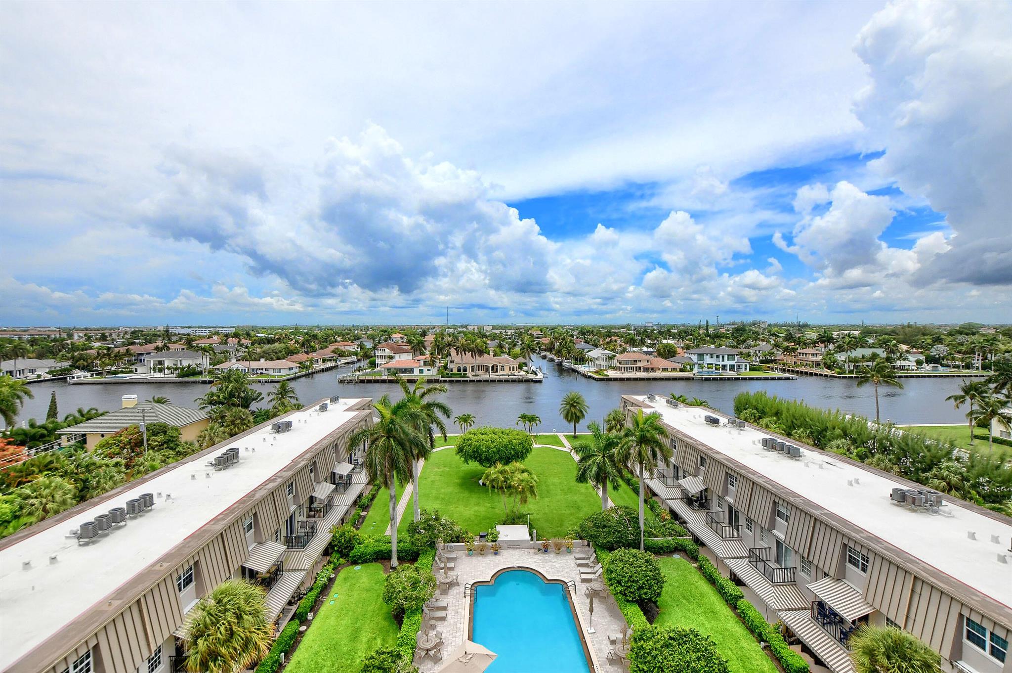 DELRAY BEACH CLUB APTS CO - Residential Lease