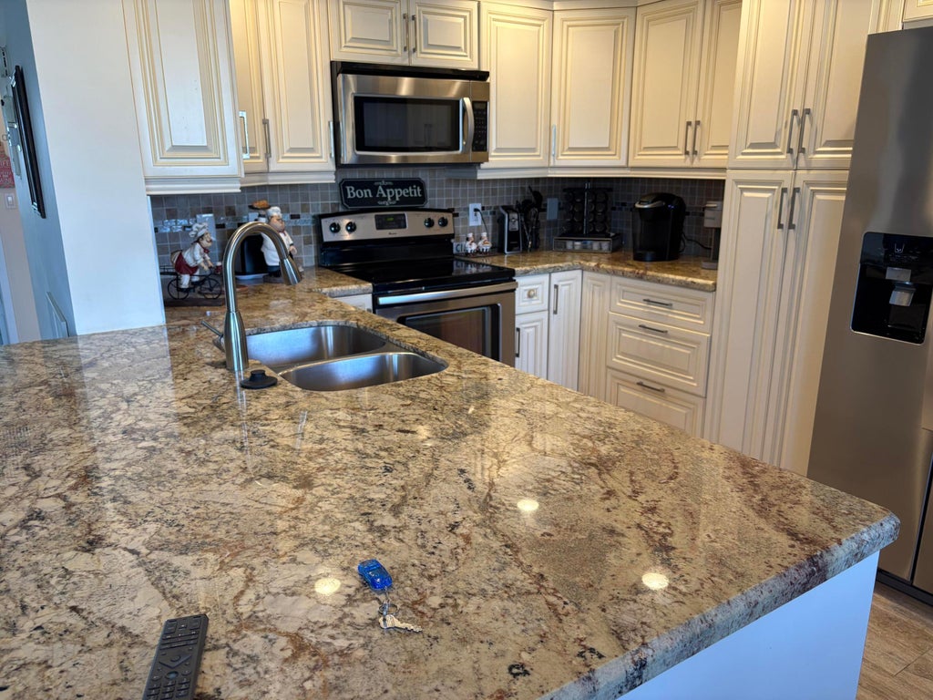 Photo of 2024 Rexford #2024 B, Boca Raton, FL 33434 (MLS # R11072553)