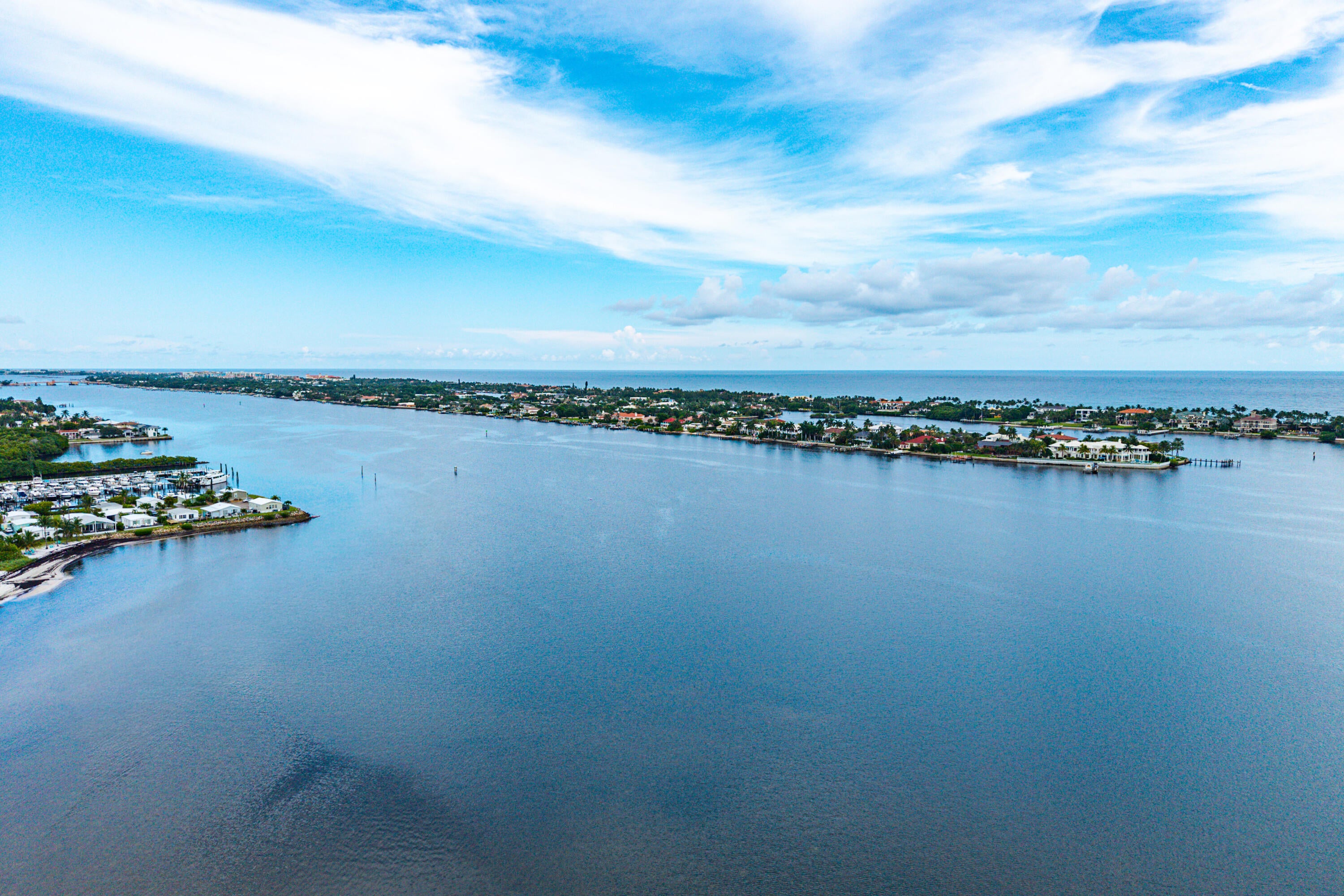 225 N Lakeshore Drive