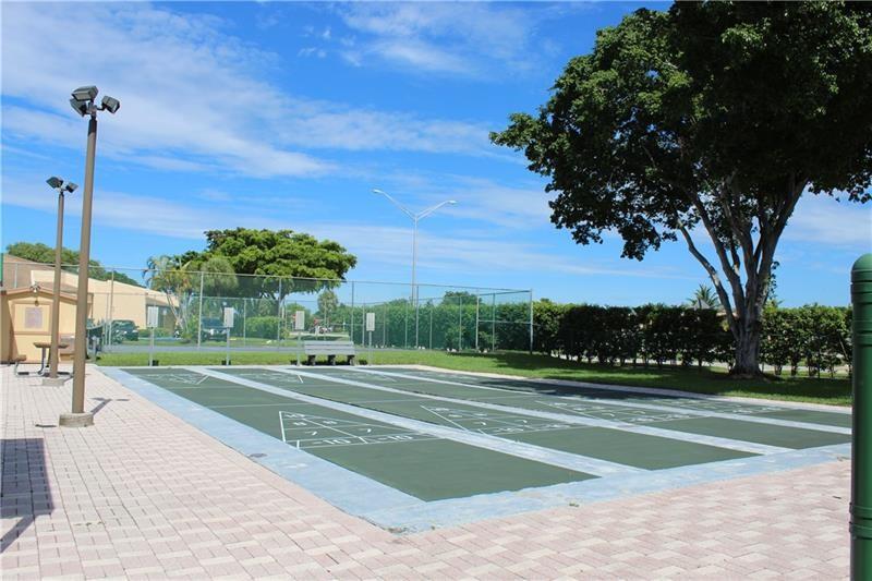Royal Park Gardens - Residential