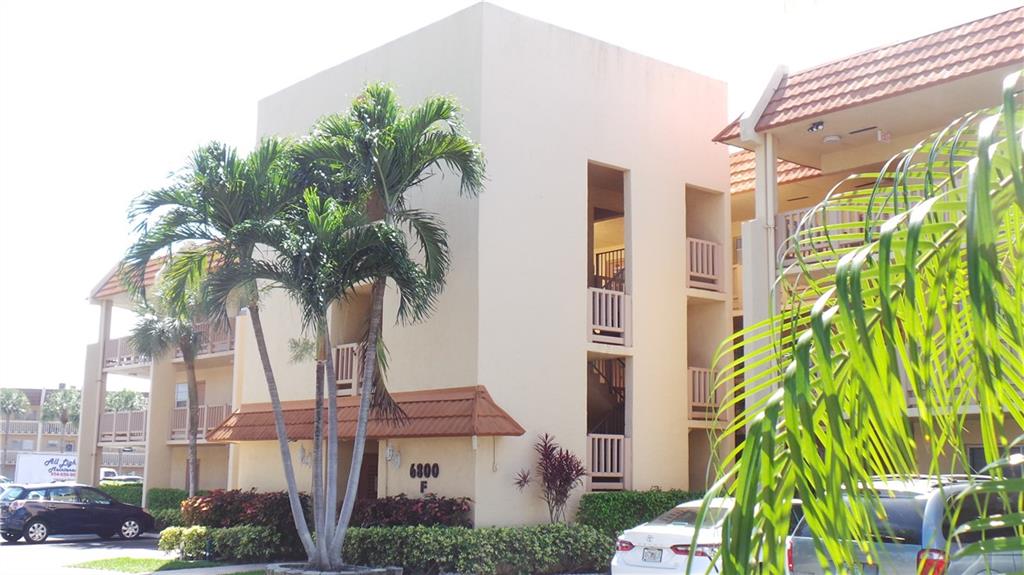 Royal Park Gardens - Residential