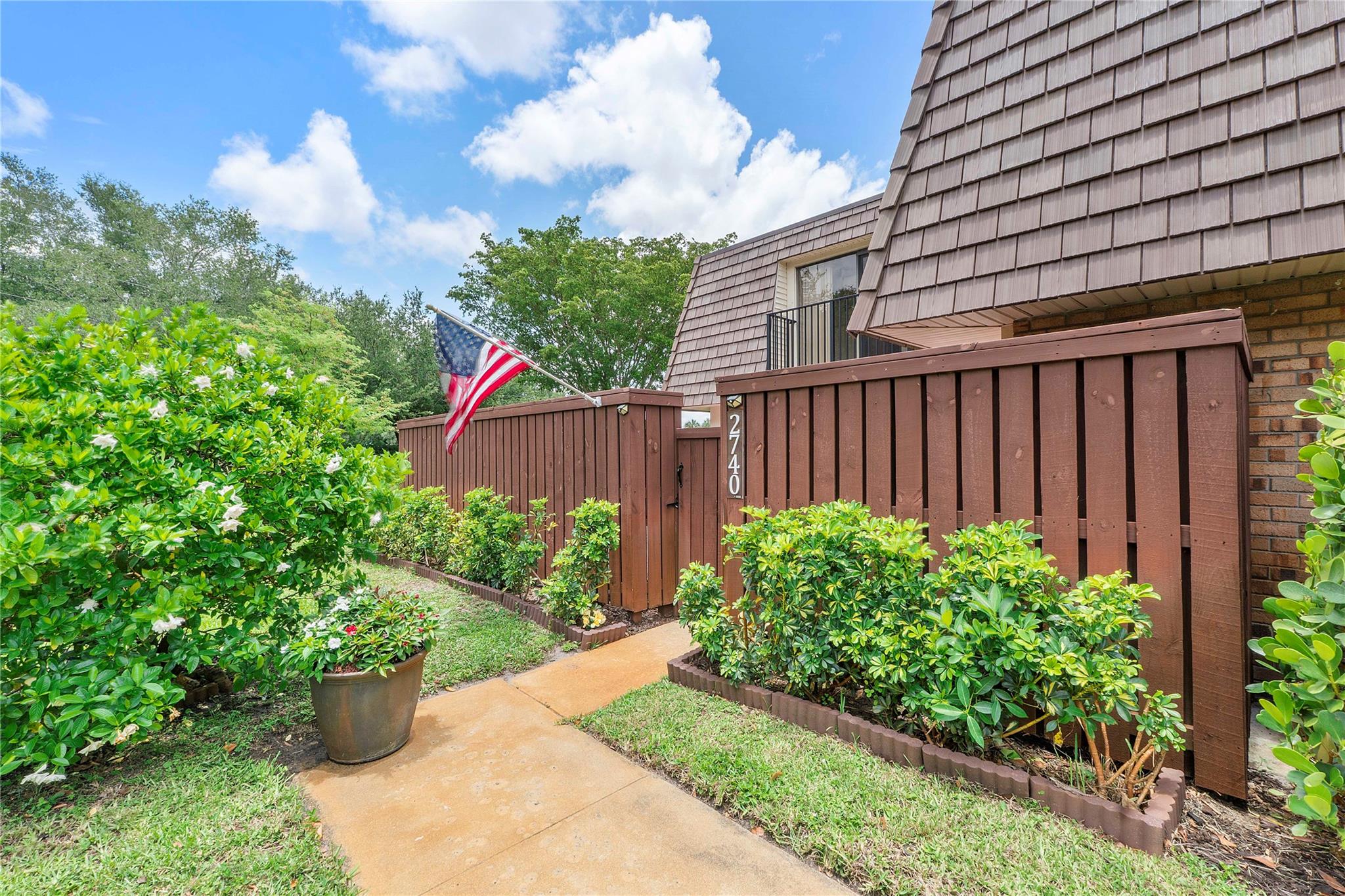2740 SW 15th St 2740