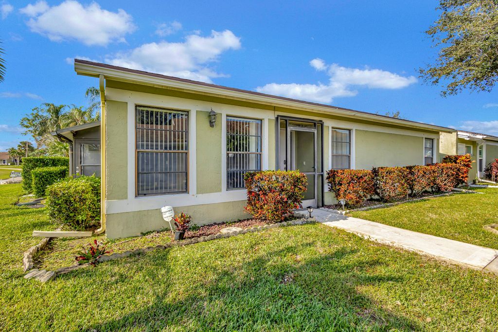 Photo of 4385 Willow Brook Circle, West Palm Beach, FL 33417 (MLS # B26032804)