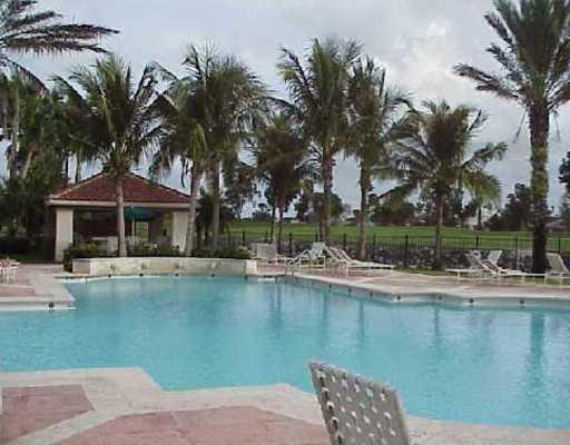 ST ANDREWS AT POLO CLUB CONDO - Residential