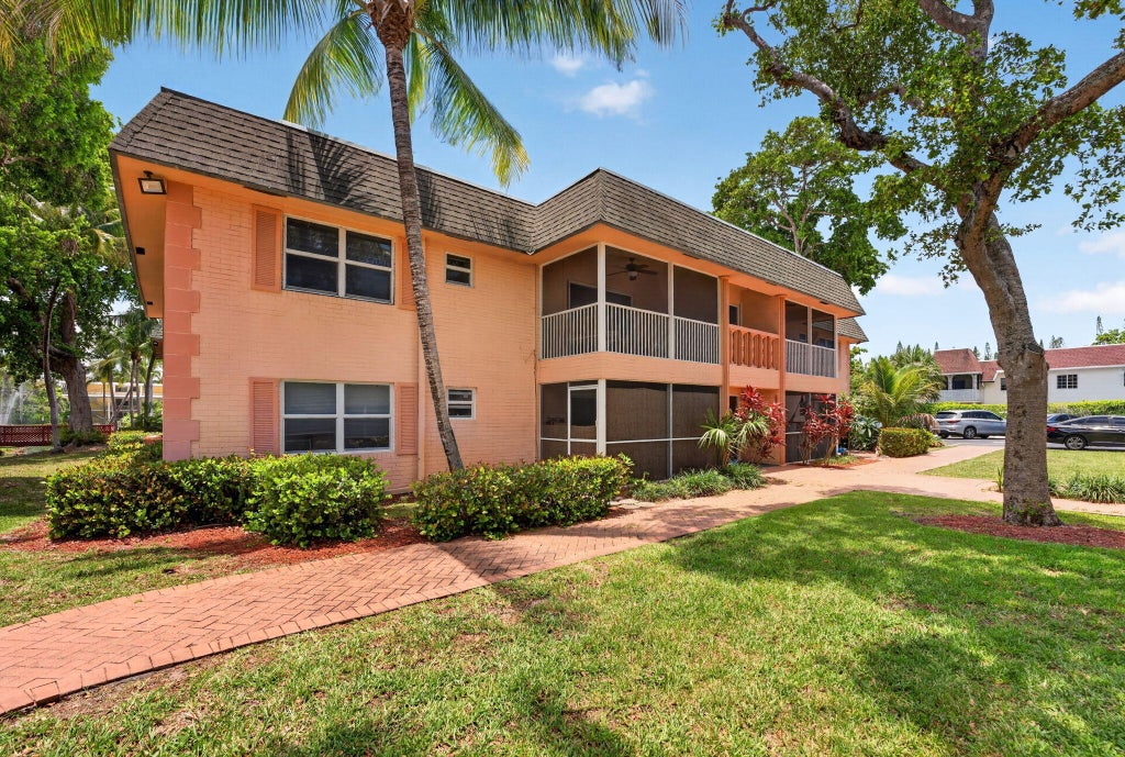 Photo of 760 SE 2nd Avenue #D216, Deerfield Beach, FL 33441 (MLS # B26043505)
