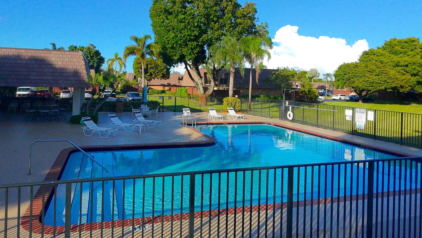 COURTYARDS OF WATERFORD - Residential