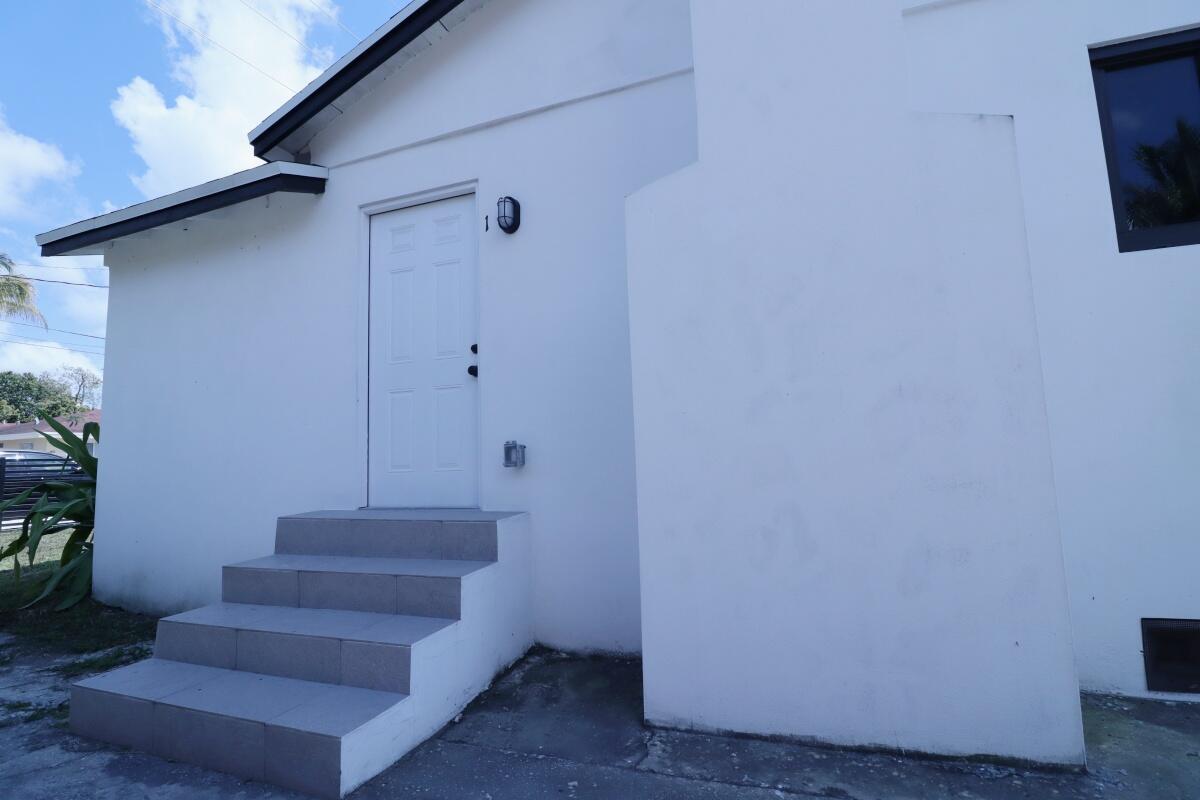 WEST END PARK AMD PL - Residential Lease