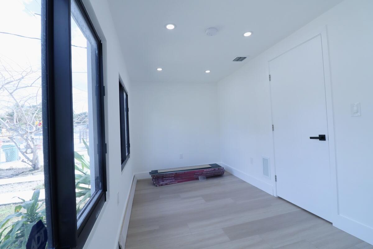 WEST END PARK AMD PL - Residential Lease