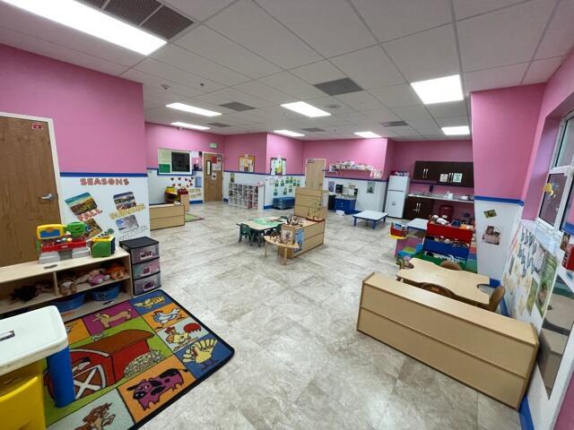 CENTRAL PARK - Commercial Sale