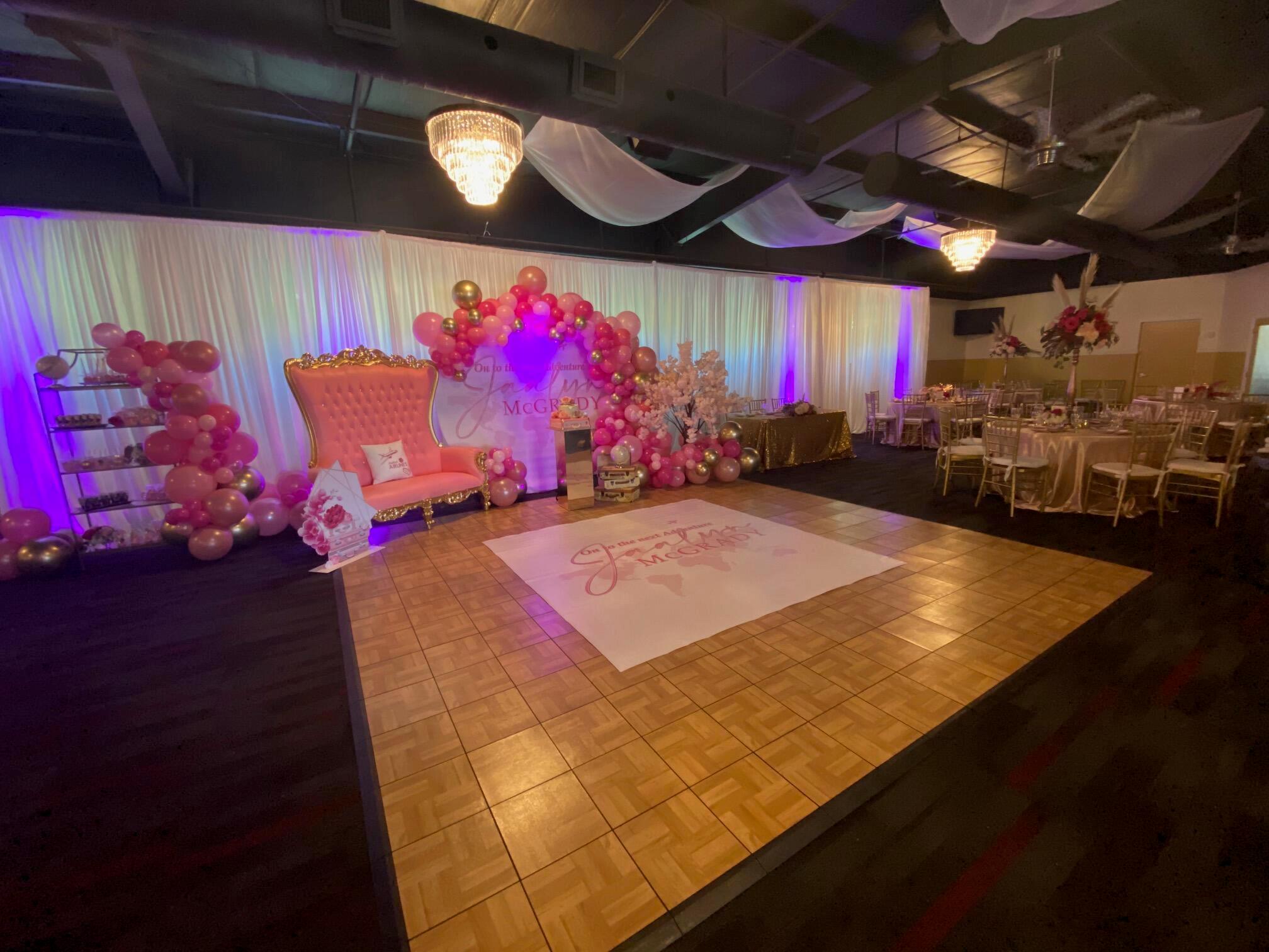 CENTRAL PARK - Commercial Sale