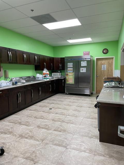 CENTRAL PARK - Commercial Sale