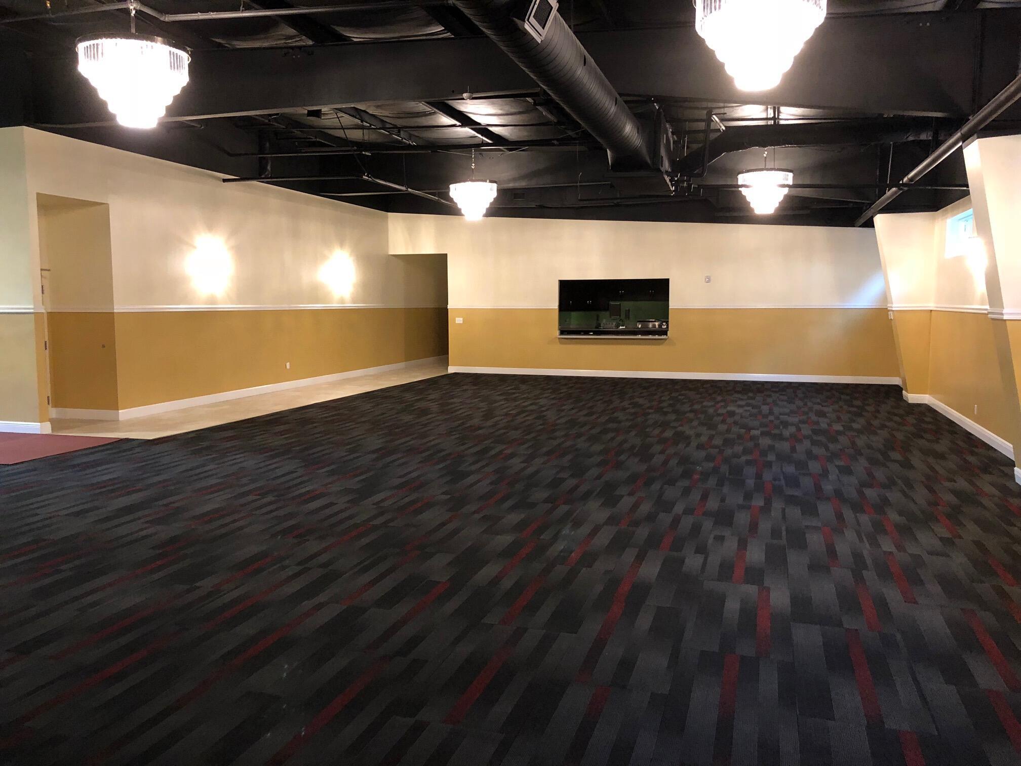 CENTRAL PARK - Commercial Sale