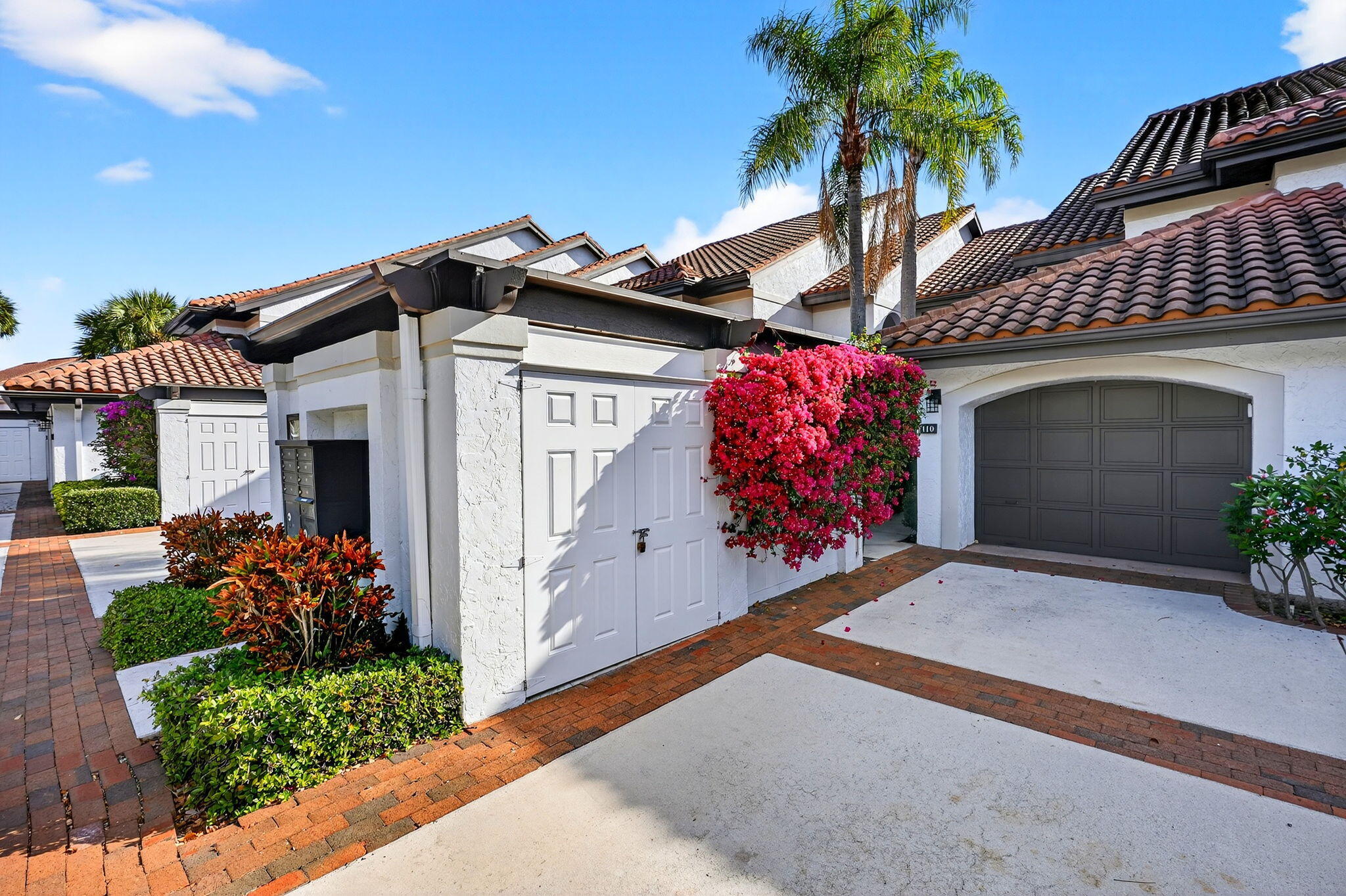 16670 Traders Crossing N 110