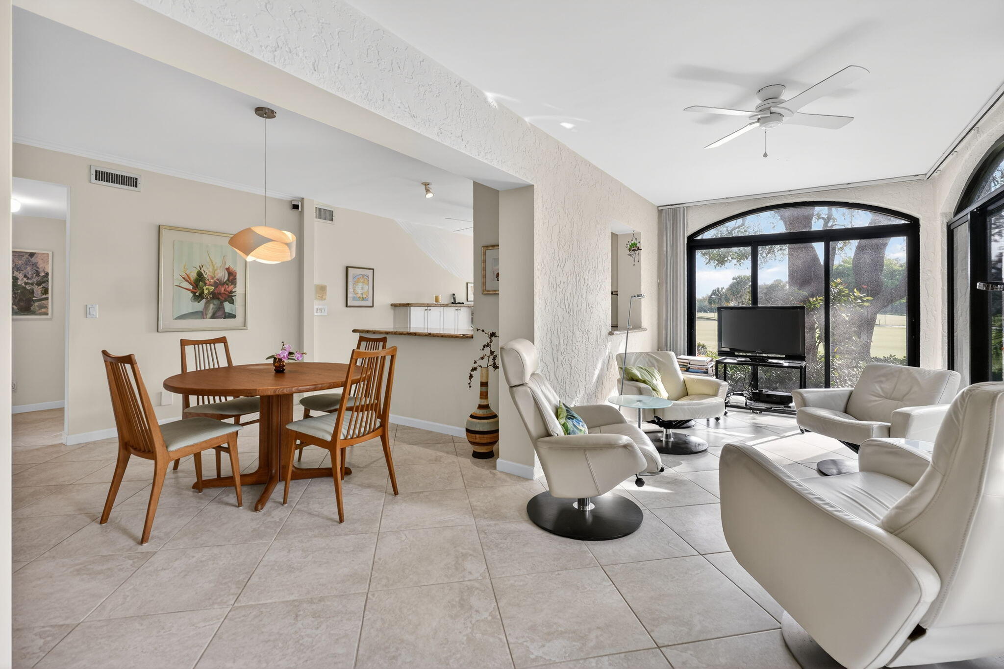 TRADERS CROSSING AT JONATHANS LANDING - Residential