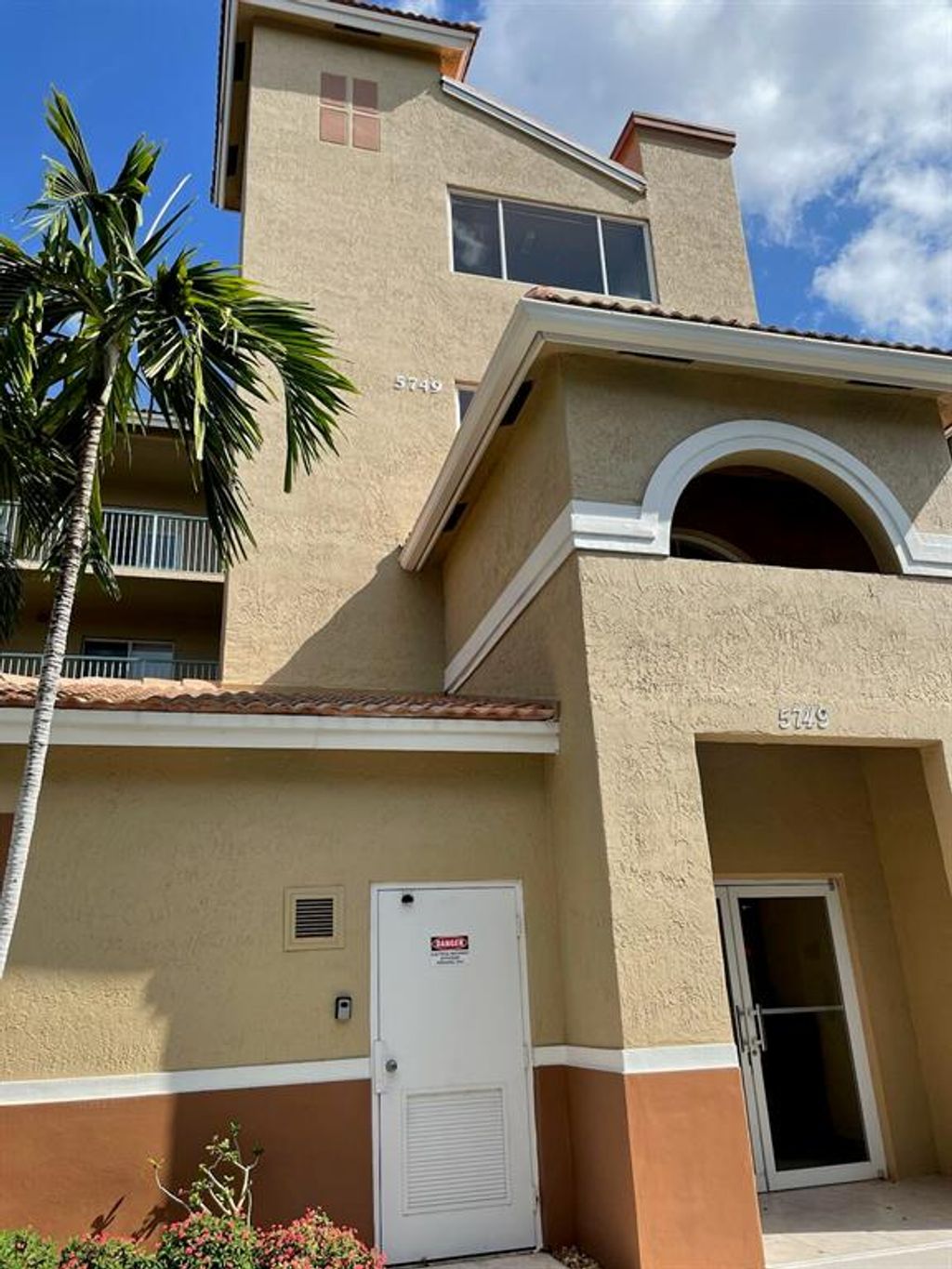 Photo of 5749 Gemstone 308 Court #308, Boynton Beach, FL 33437 (MLS # R10712772)