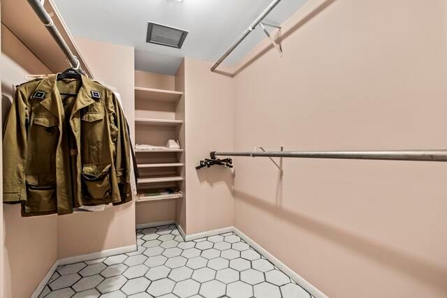 WINTHROP HOUSE CONDO - Residential