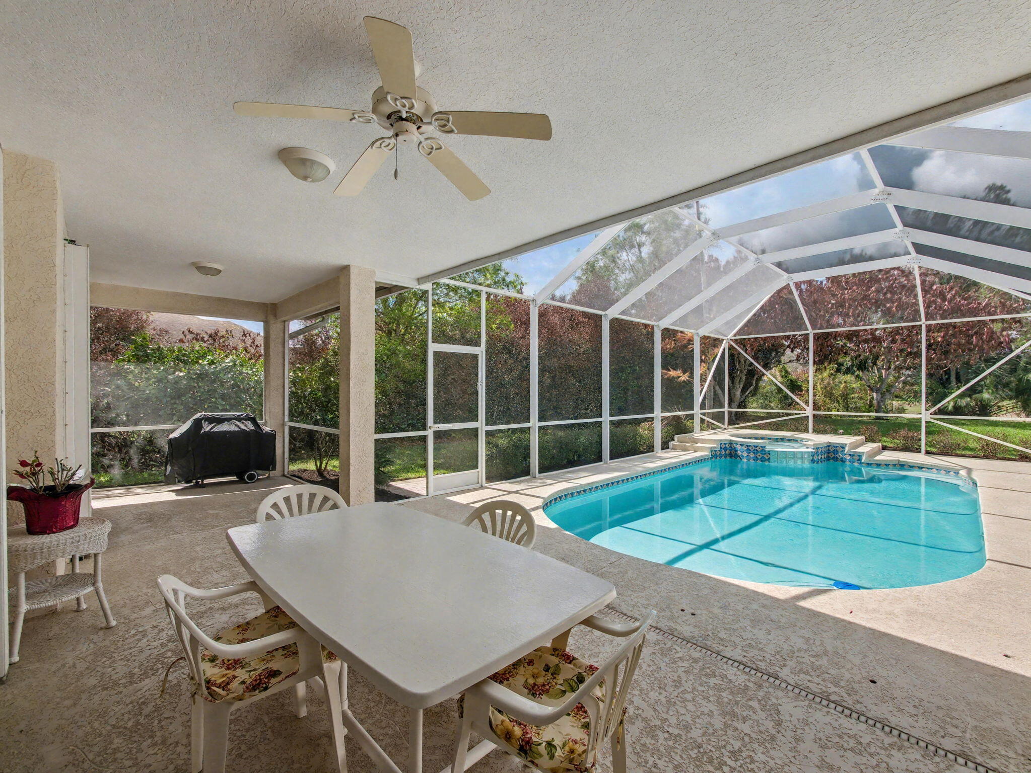 LOCKS LANDING - Residential