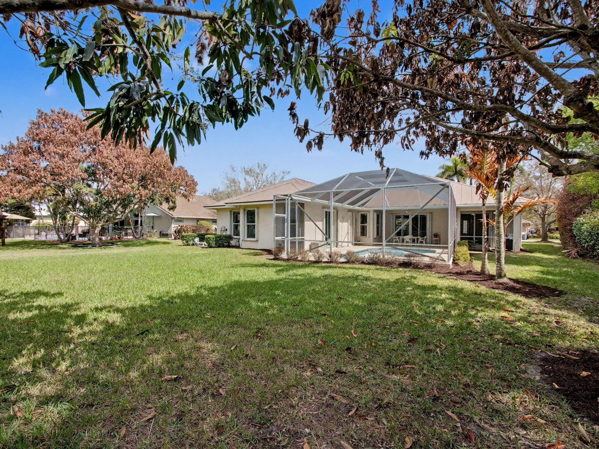 LOCKS LANDING - Residential