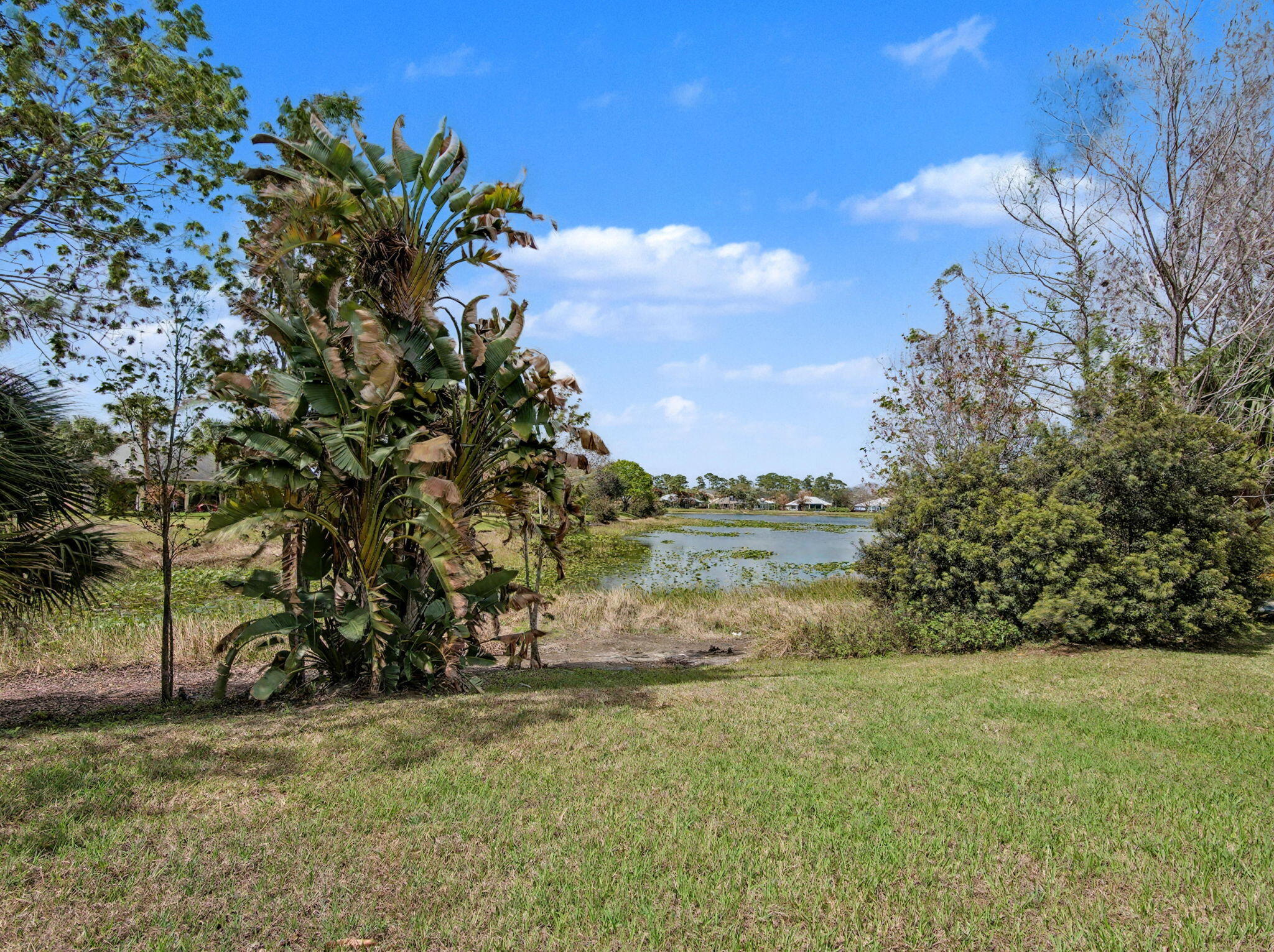 LOCKS LANDING - Residential