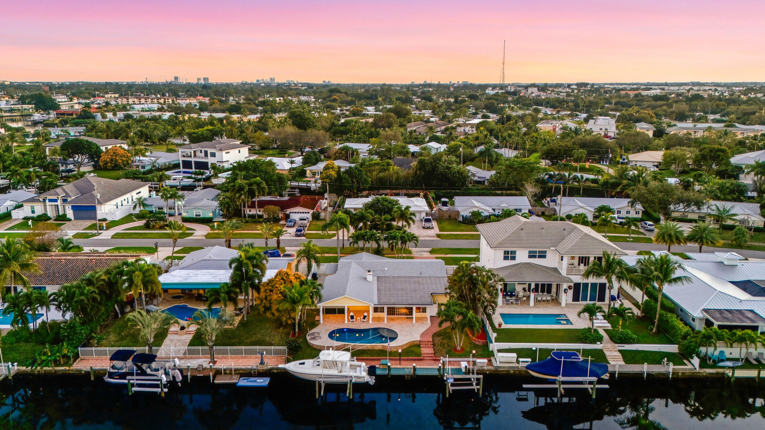 NORTH PALM BEACH VILLAGE OF 2 - Residential