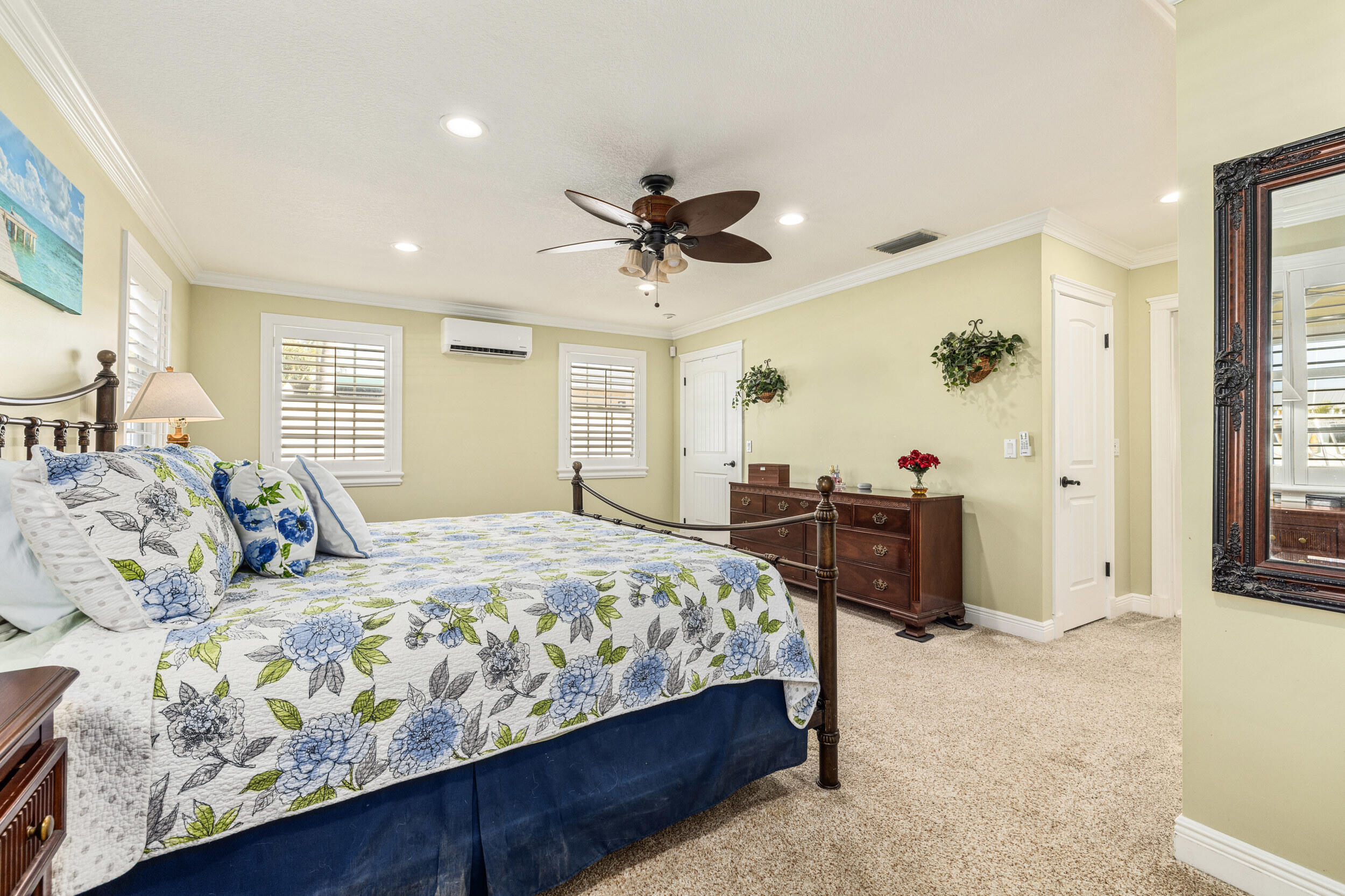 NORTH PALM BEACH VILLAGE OF 2 - Residential