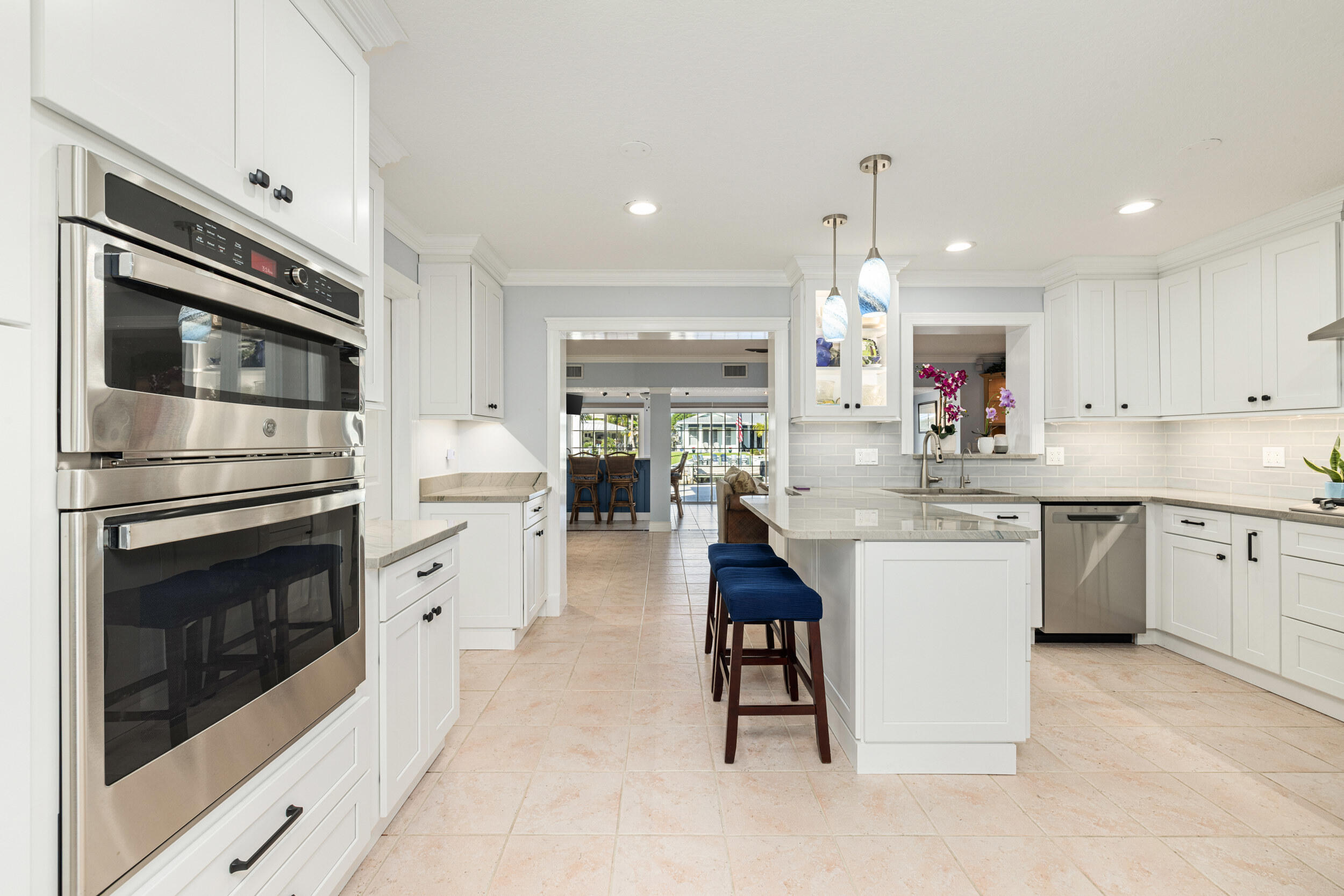 NORTH PALM BEACH VILLAGE OF 2 - Residential