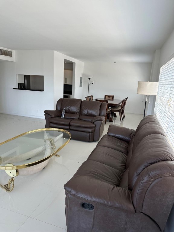 2500 E Las Olas Boulevard 508